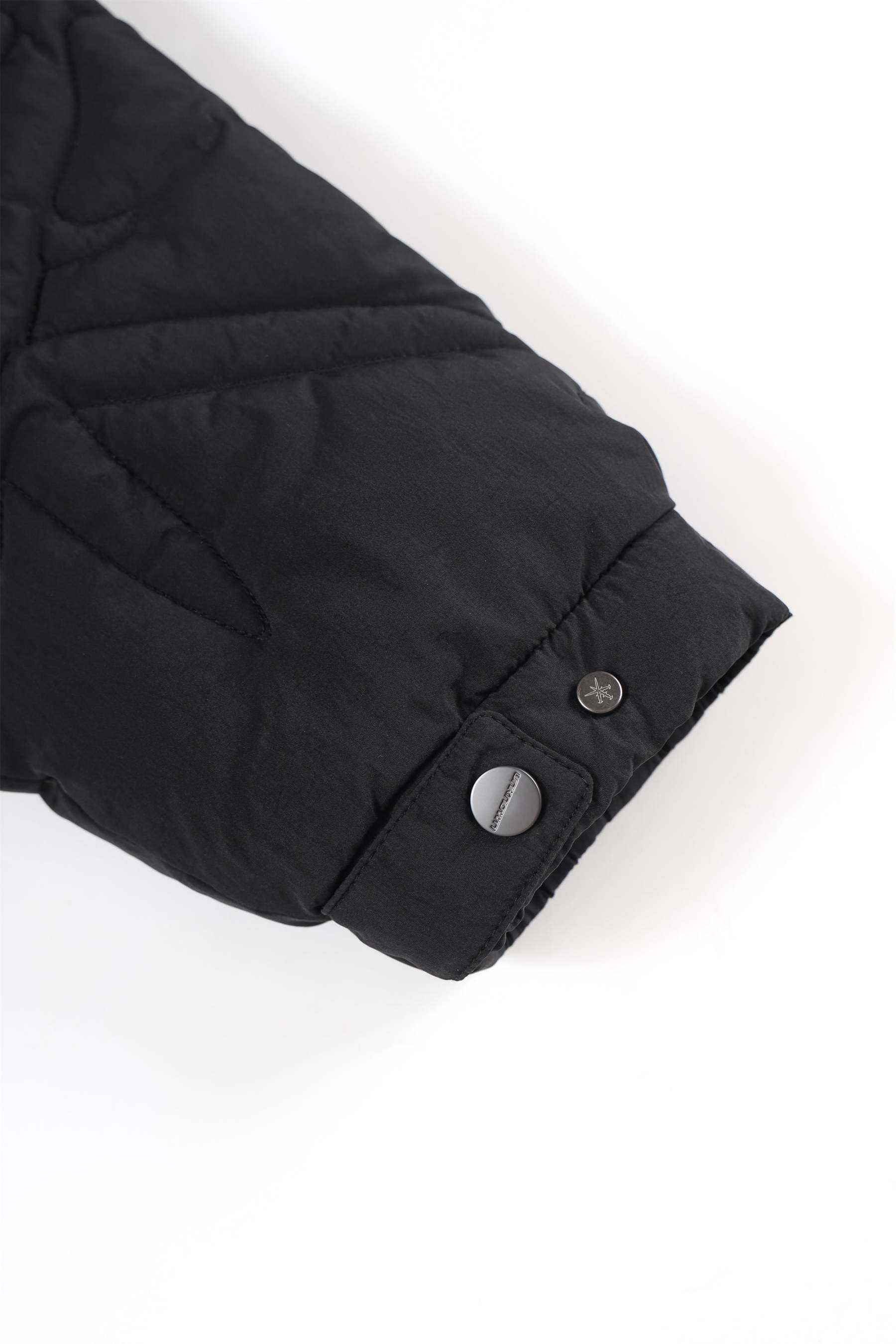 DAGGER STITCH PADDED JACKET-Fineriform