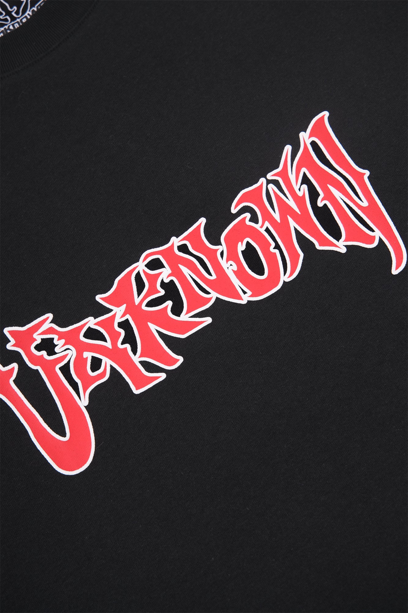 BLACK TRIBAL DAGGER TEE-Fineriform