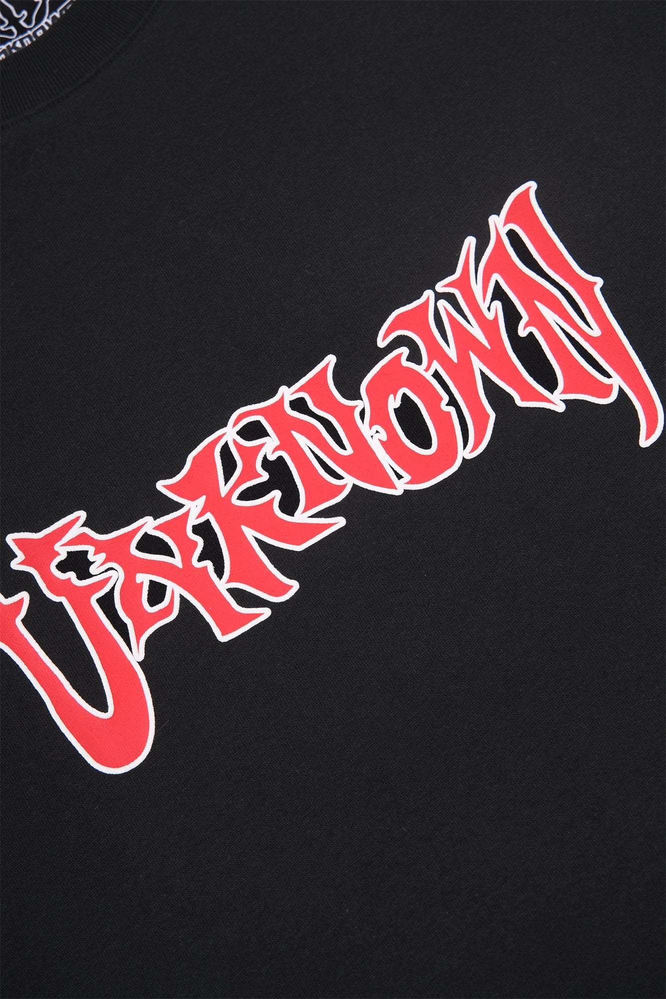 BLACK TRIBAL DAGGER TEE-Fineriform