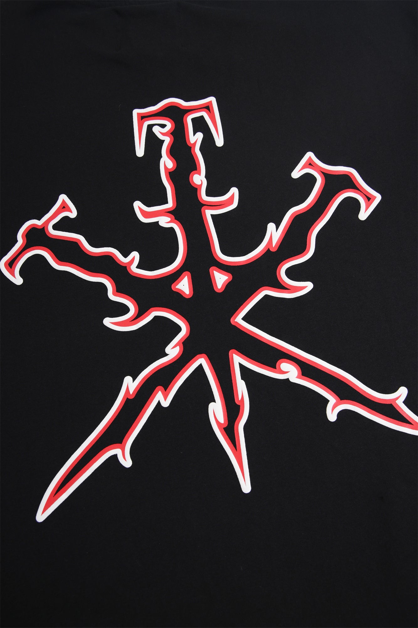 BLACK TRIBAL DAGGER TEE-Fineriform