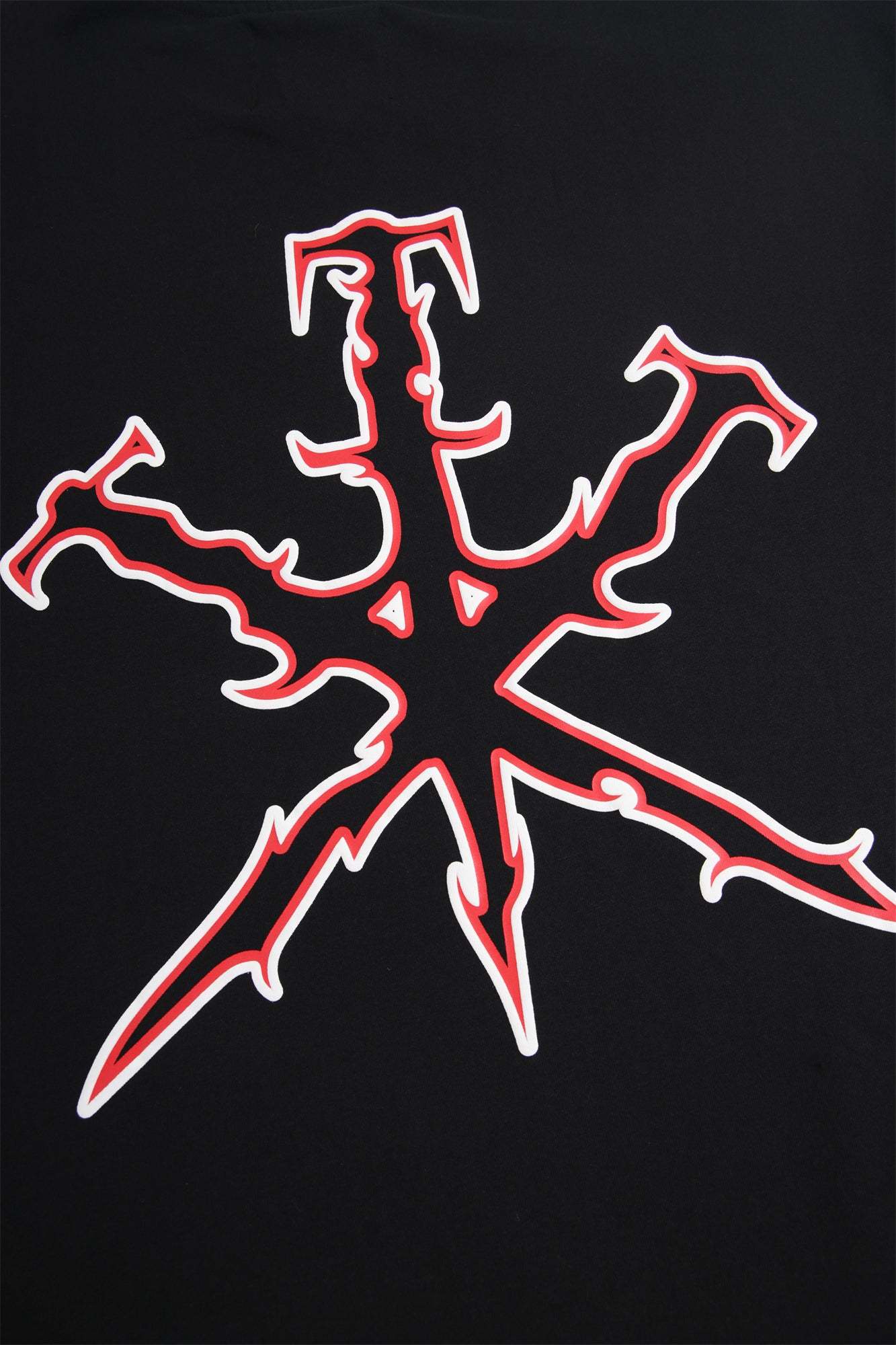 BLACK TRIBAL DAGGER TEE-Fineriform