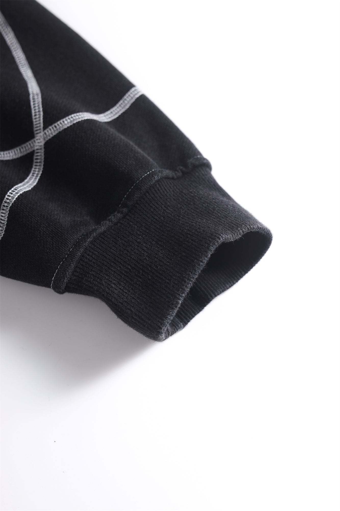 VINTAGE UNKNOWN INTERNATIONAL HOODIE-Fineriform