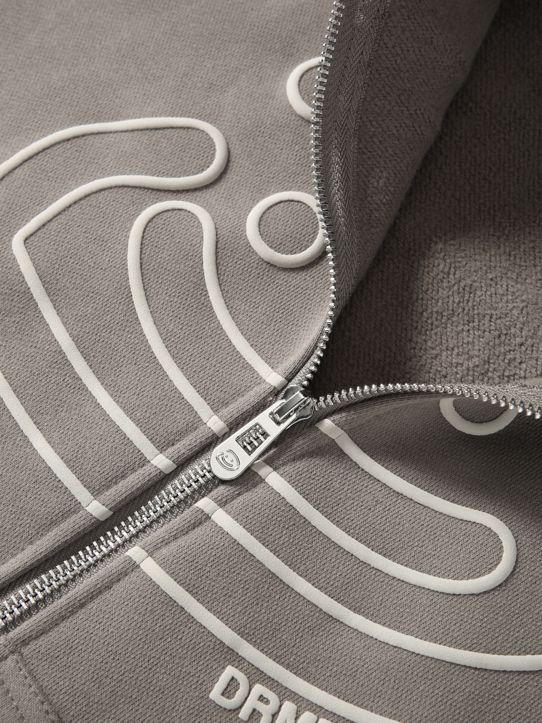 SMILEY BOXY DOUBLE ZIP - LATTE-Fineriform