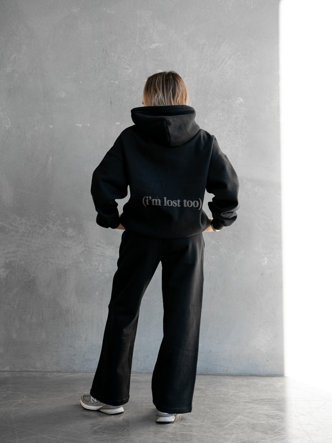 STRAIGHT LEG SWEATPANTS - BLACK-Fineriform
