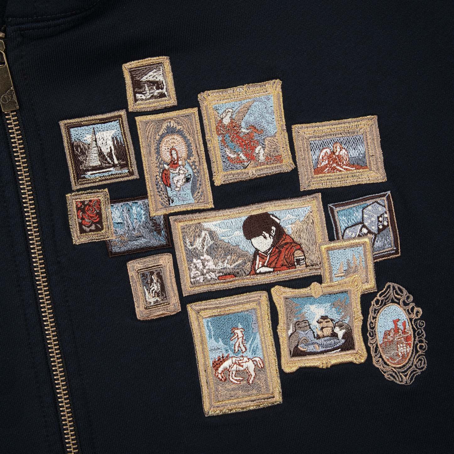 "gallery" Zip Up-Fineriform