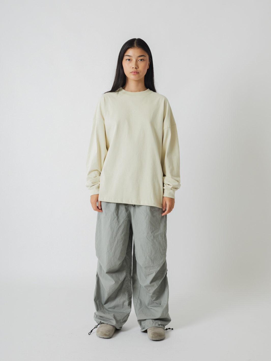 SMILEY LOGO LONG SLEEVE TEE - LIGHT ALMOND-Fineriform