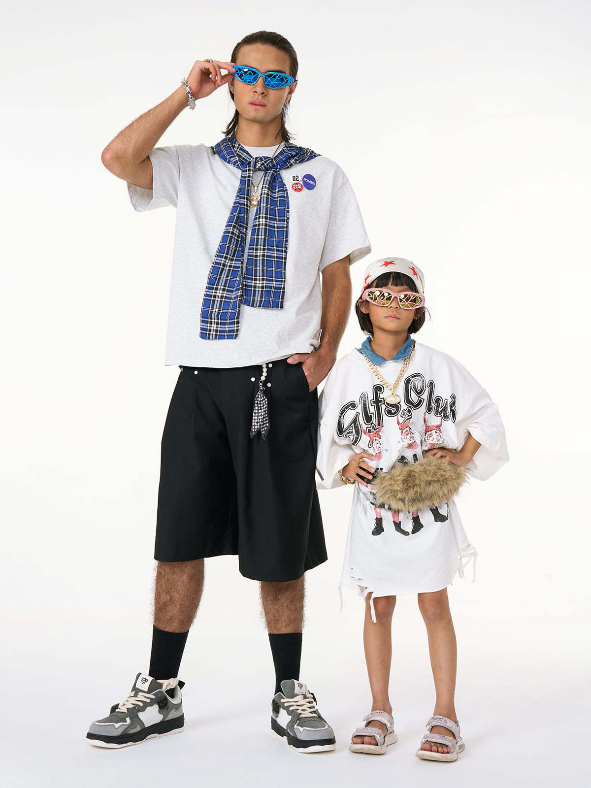 Jersey Knit Detachable Badge Hooded Plaid Cape T-Shirt-Fineriform