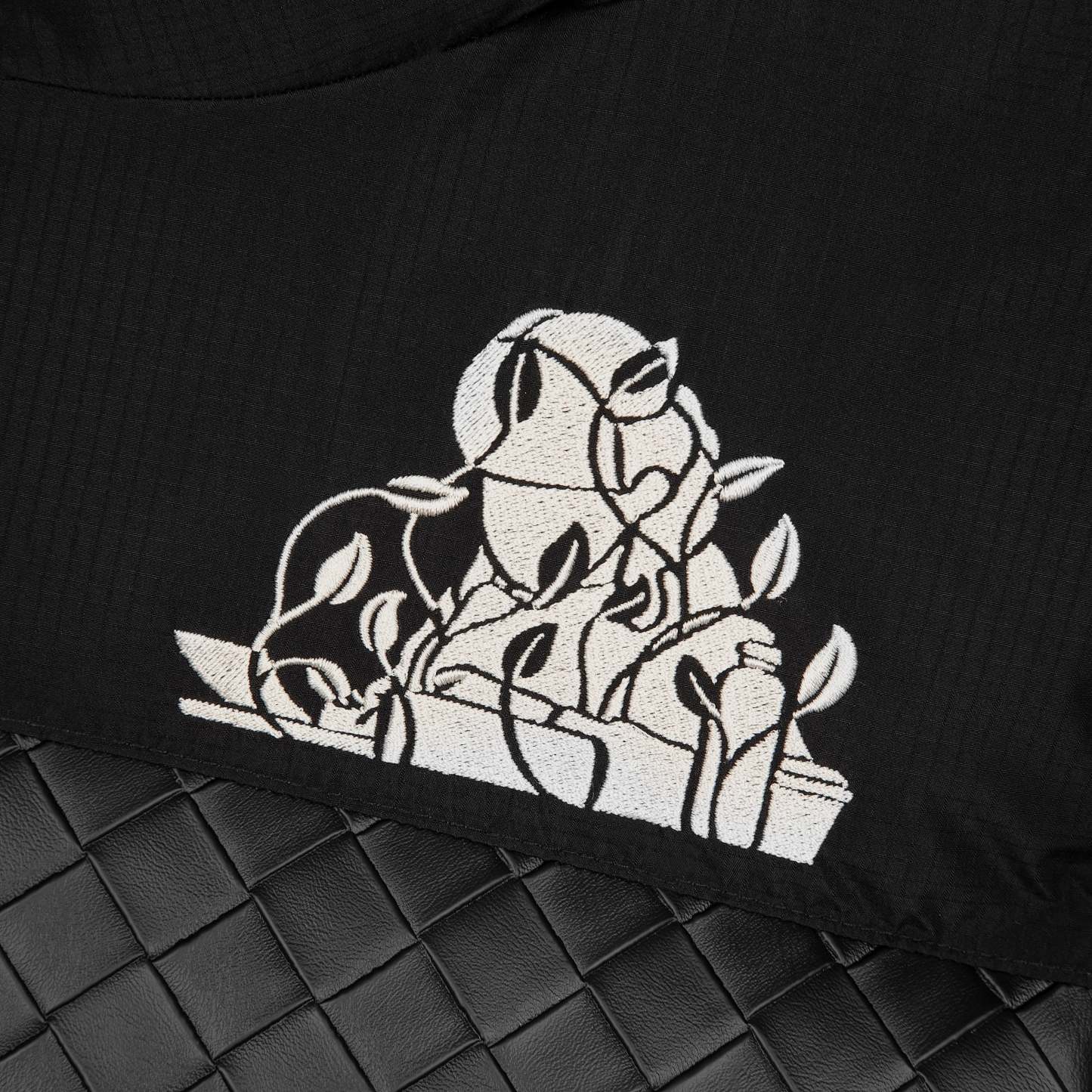 "garden of eden" Vest puffer black-Fineriform