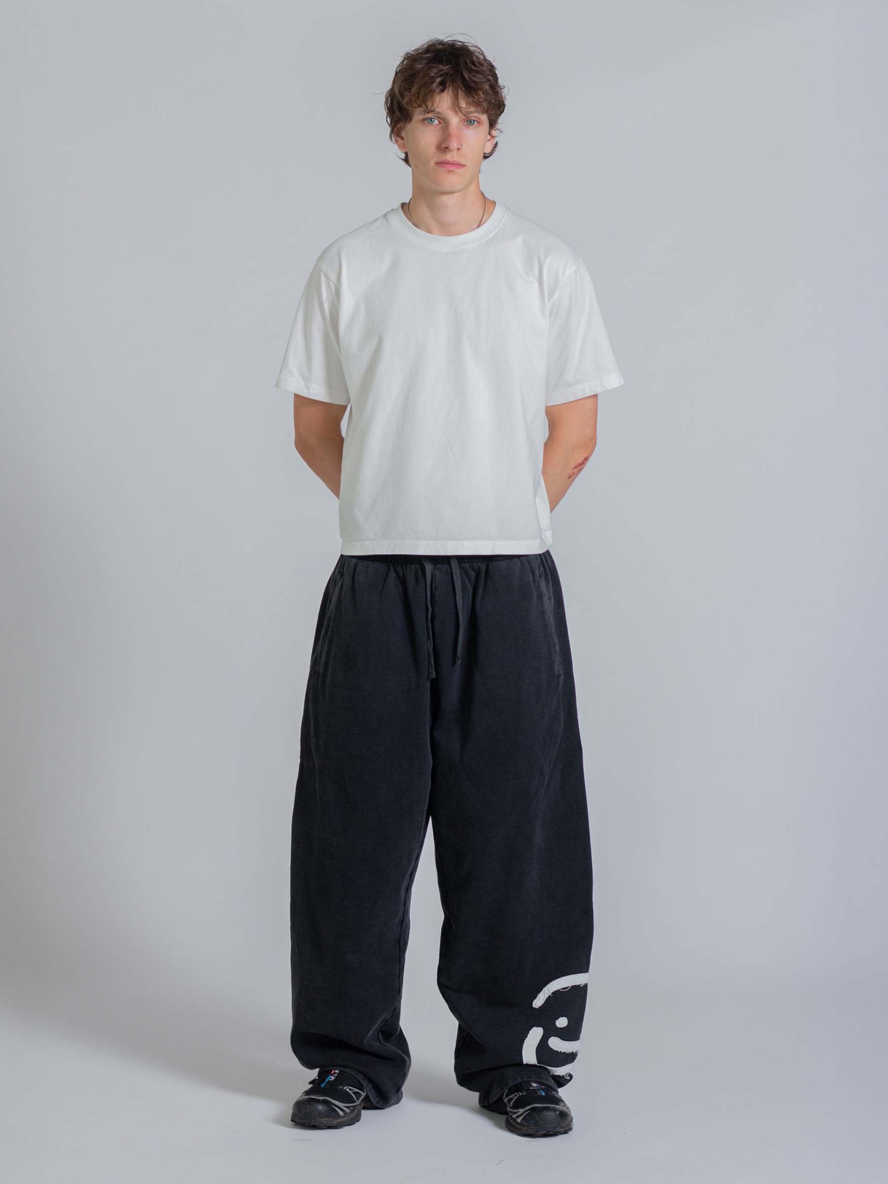 SMILEY PATCH SWEATPANTS - VINTAGE BLACK-Fineriform