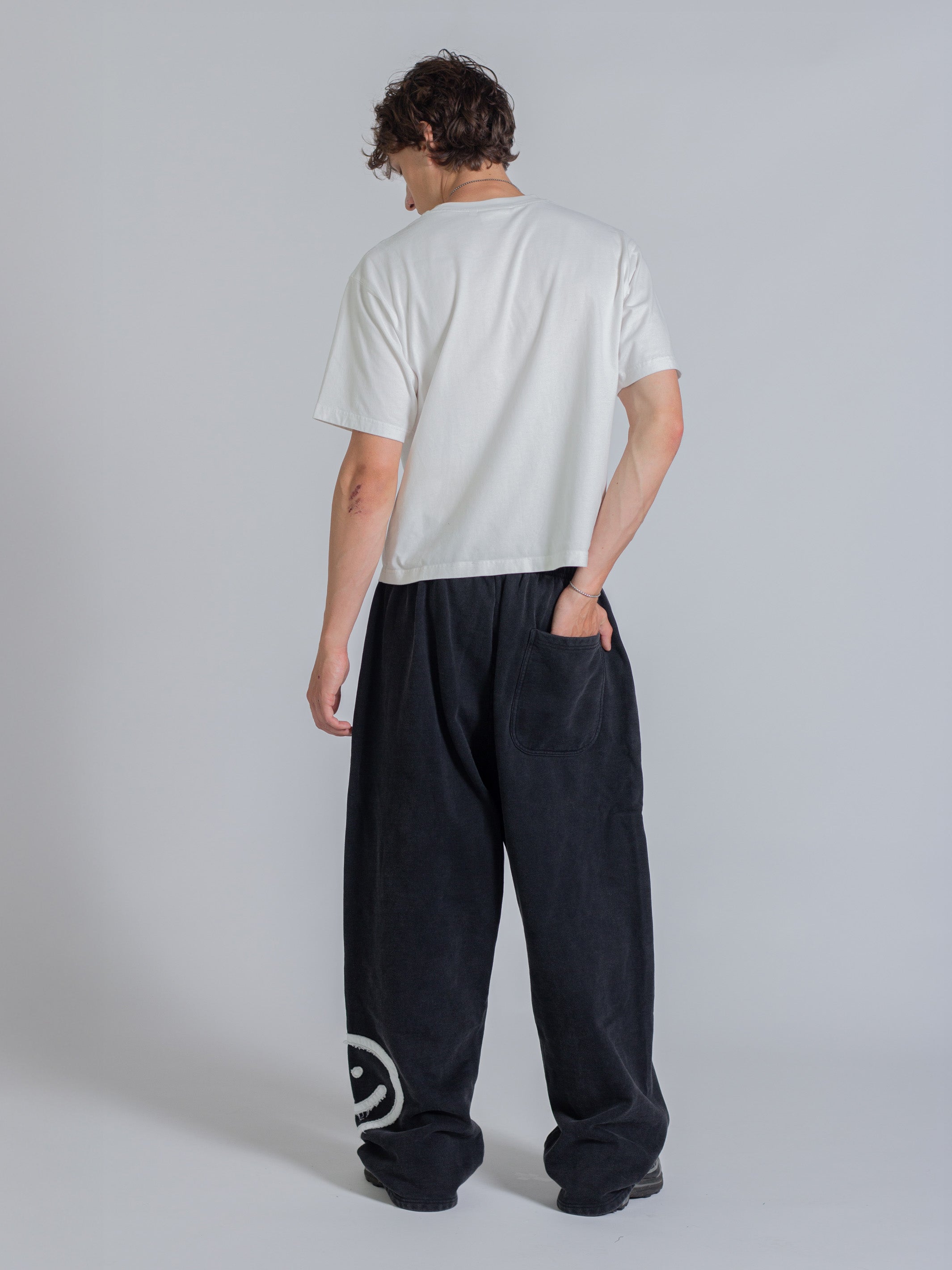 SMILEY PATCH SWEATPANTS - VINTAGE BLACK-Fineriform