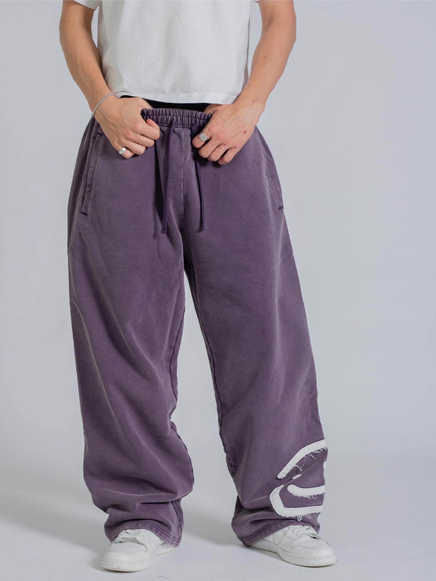 SMILEY PATCH SWEATPANTS - MIDNIGHT LAVENDER-Fineriform