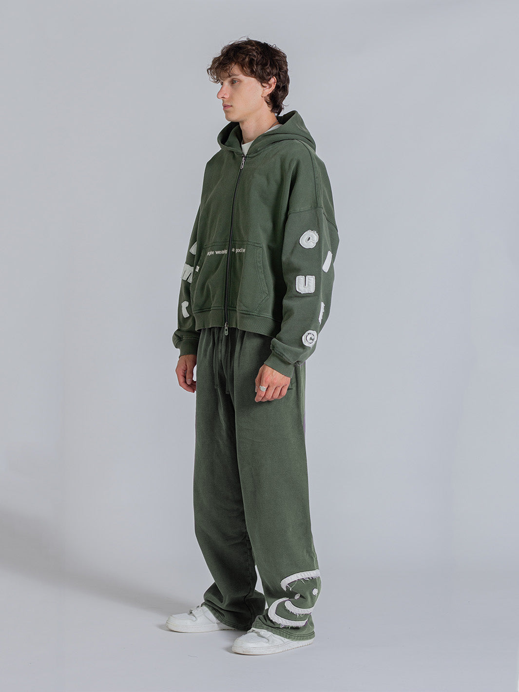 SMILEY PATCH SWEATPANTS - FADED PINE-Fineriform
