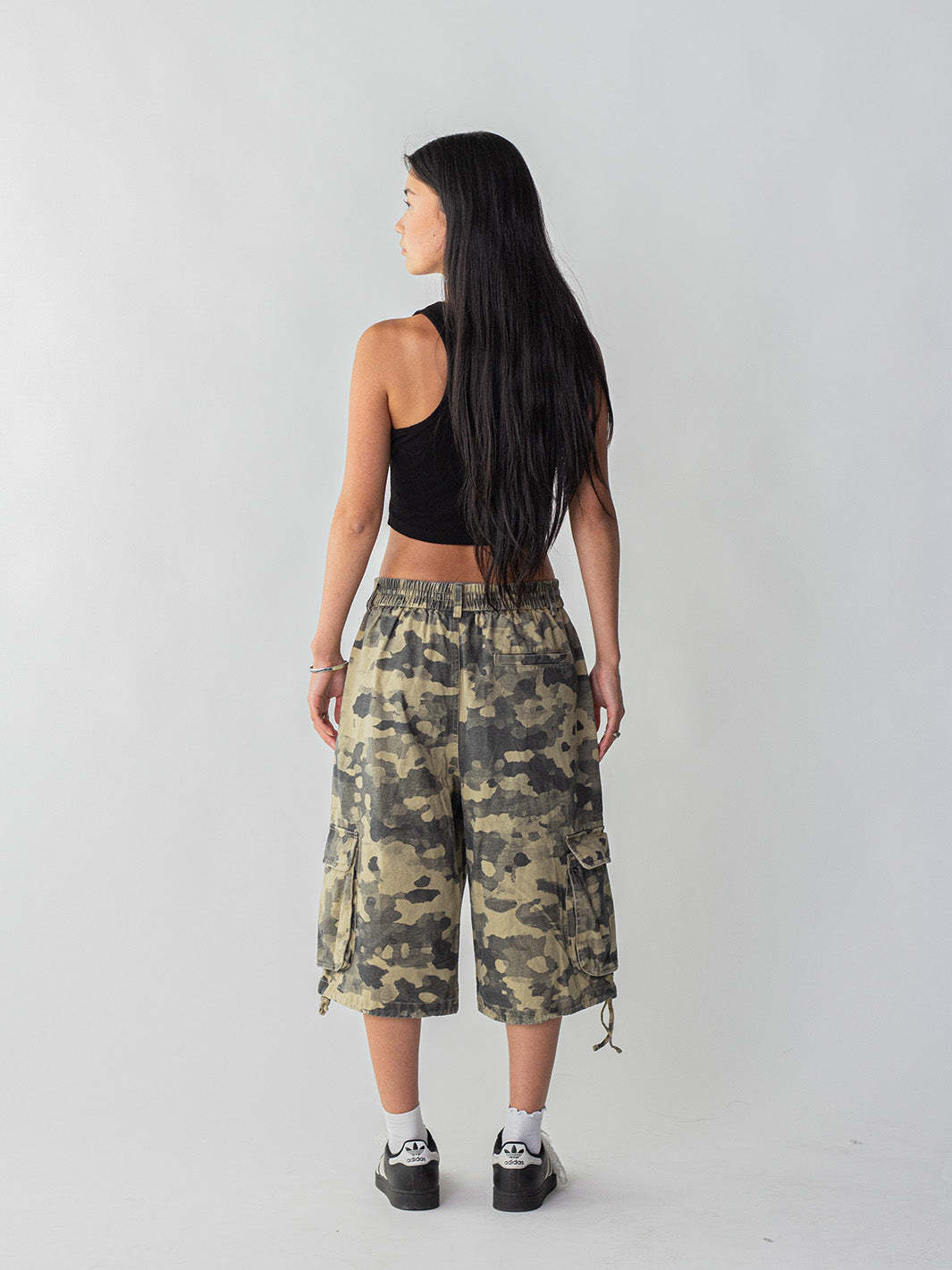 CAMO CARGO SHORTS - DESERT-Fineriform