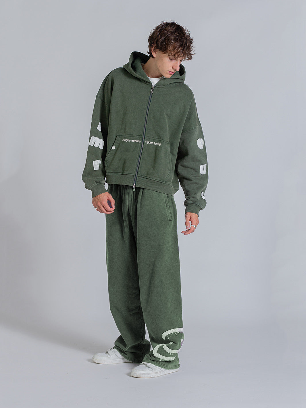 SMILEY PATCH SWEATPANTS - FADED PINE-Fineriform