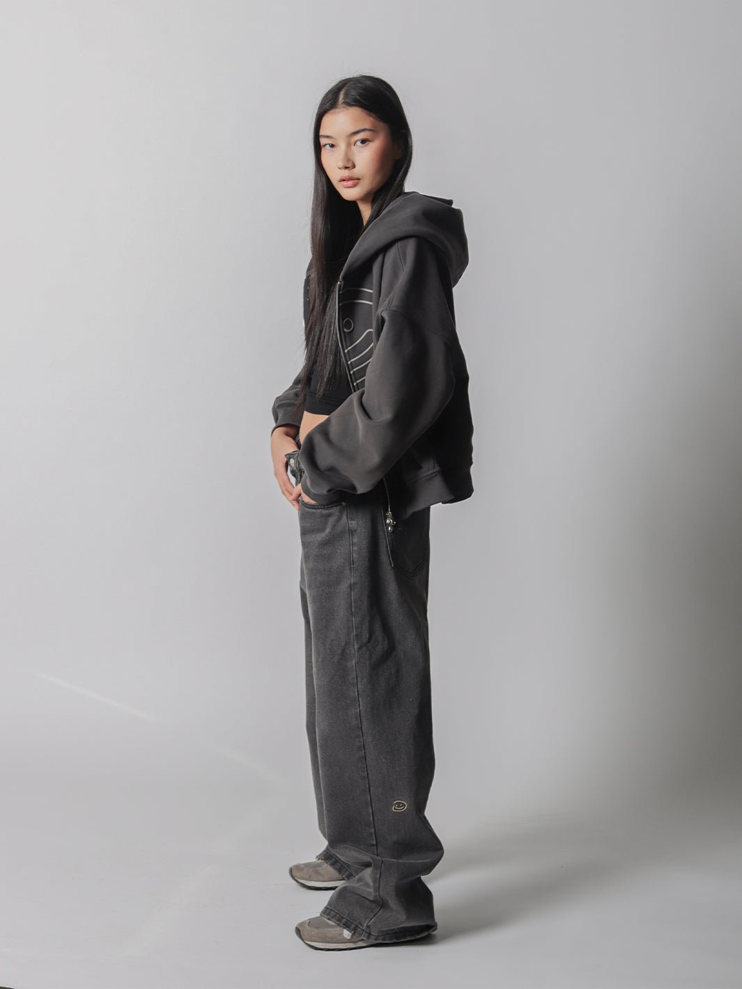 SMILEY BOXY DOUBLE ZIP - SMOKE-Fineriform