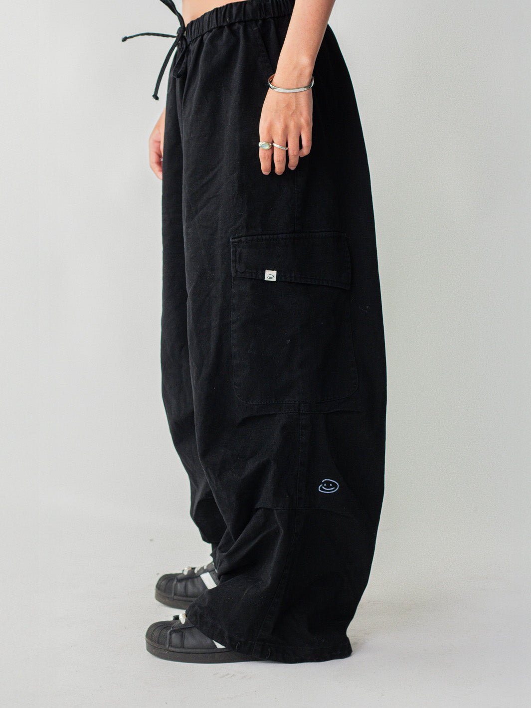 SMILEY LOGO PARACHUTE PANTS - BLACK-Fineriform