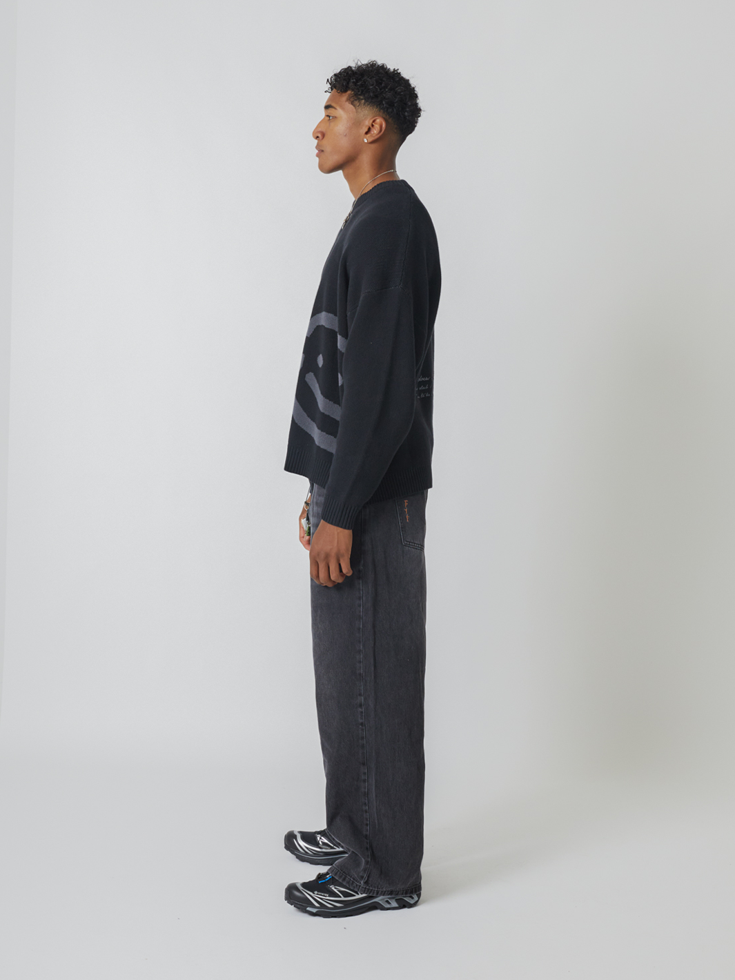 SMILEY LOGO KNIT - BLACK-Fineriform