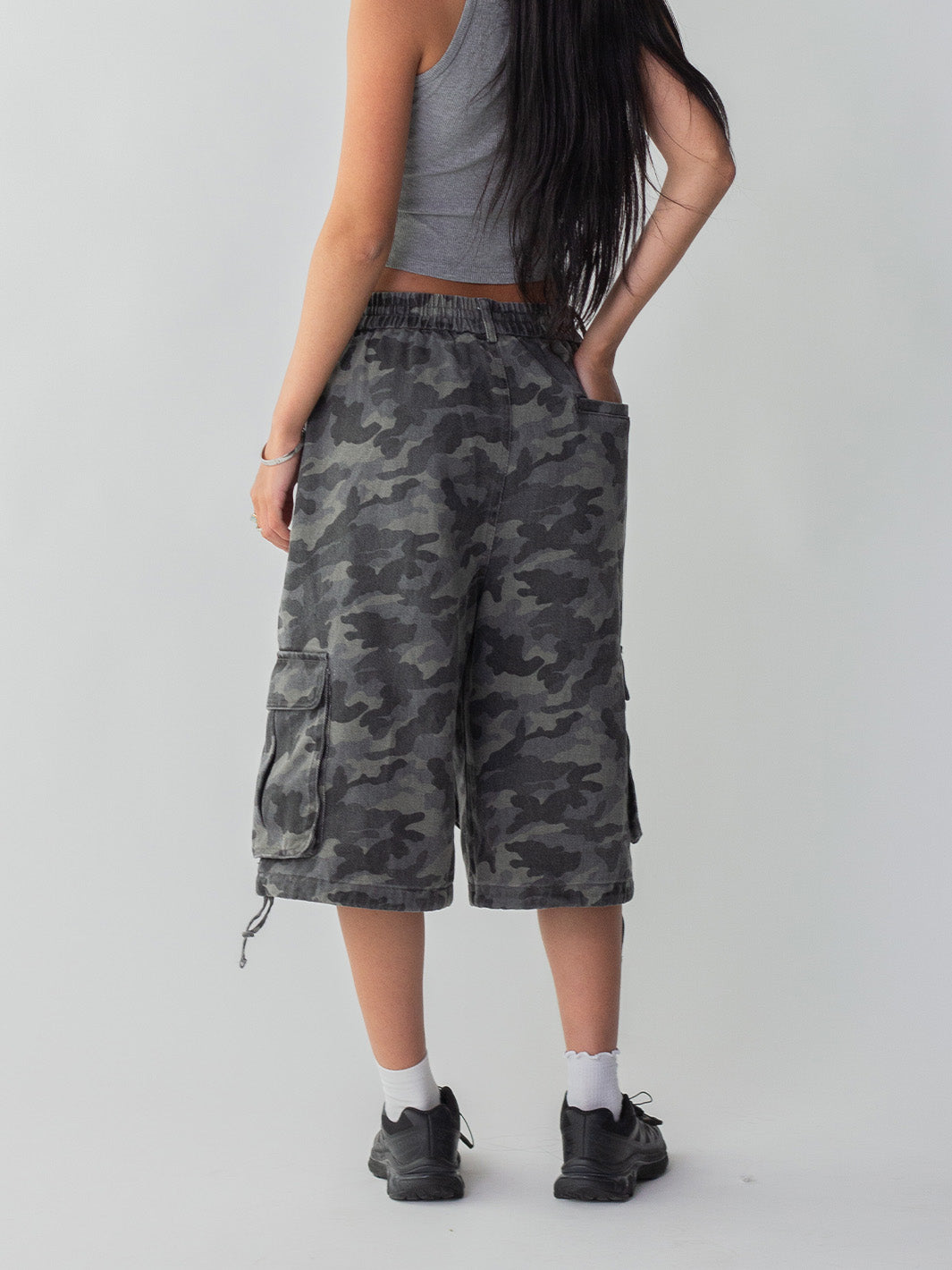 CAMO CARGO SHORTS - SMOKE-Fineriform