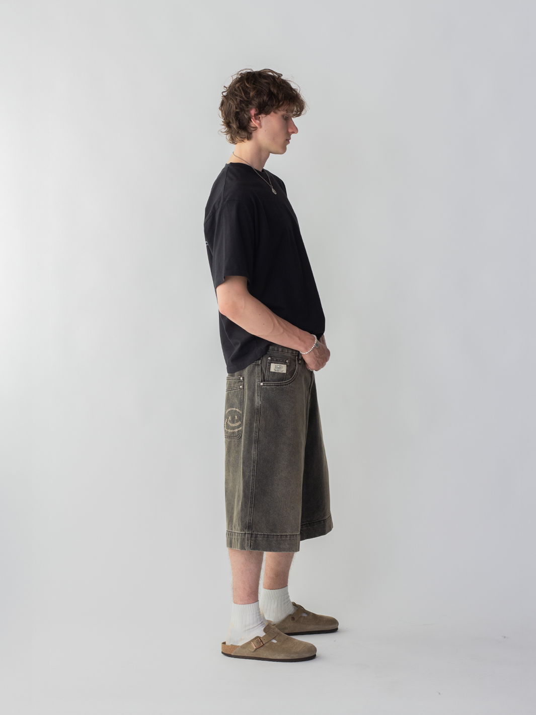 SMILEY STITCH JORTS - MUD BROWN-Fineriform