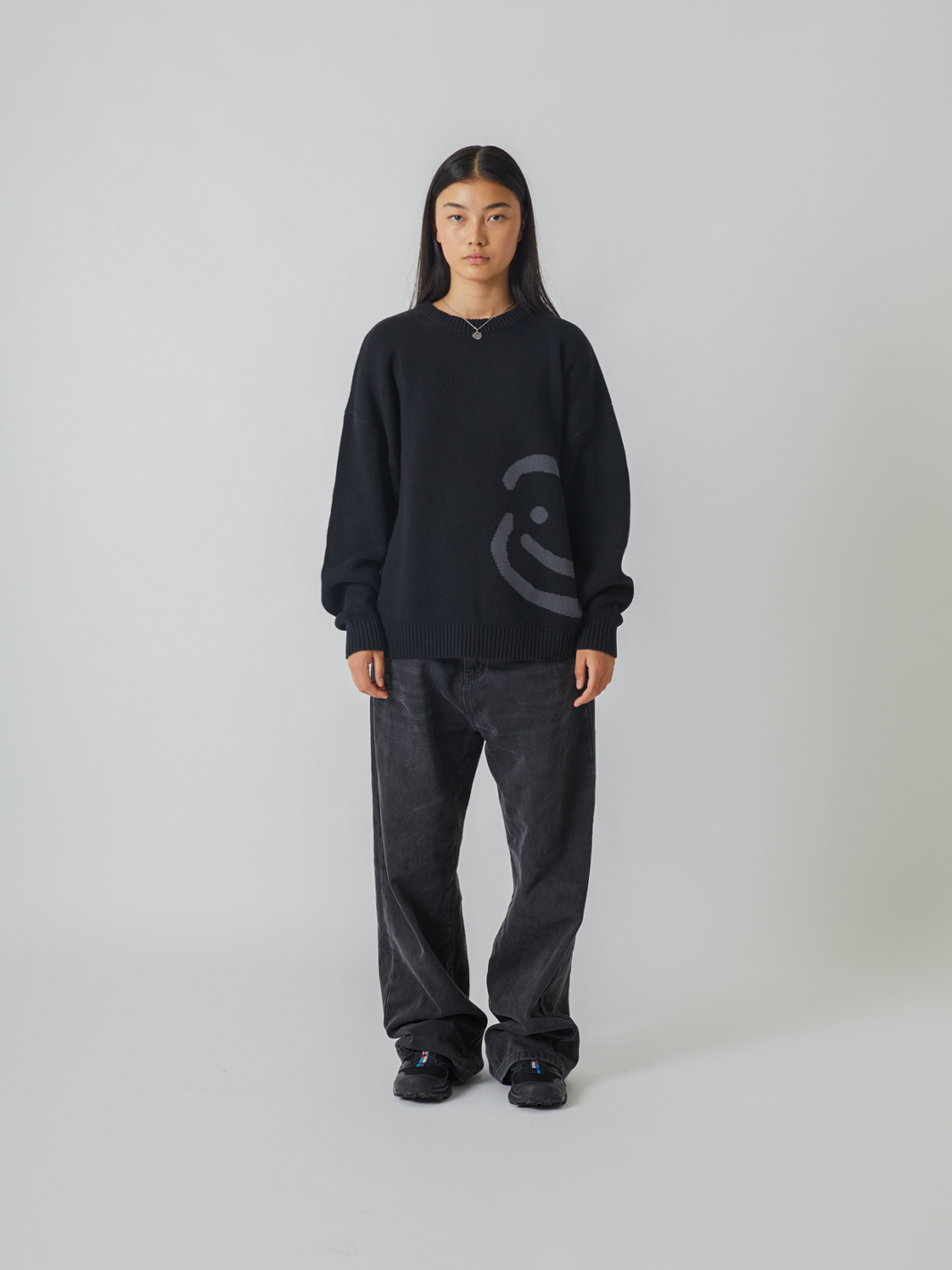 SMILEY LOGO KNIT - BLACK-Fineriform