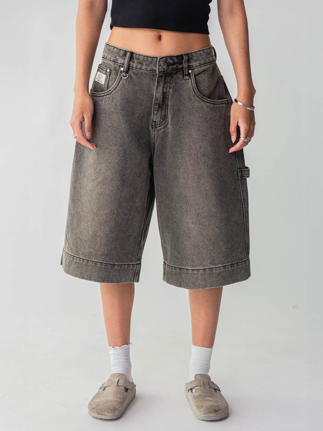 SMILEY STITCH JORTS - MUD BROWN-Fineriform
