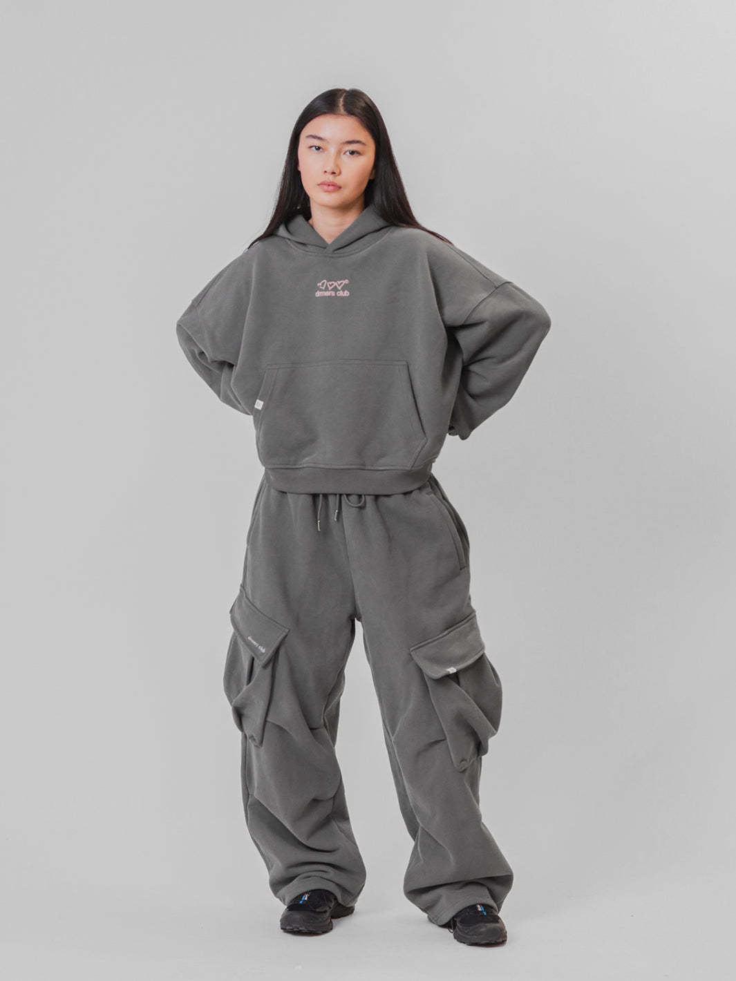 BAGGY CARGO SWEATPANTS - CHARCOAL-Fineriform