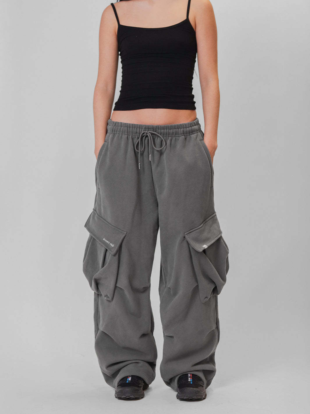 BAGGY CARGO SWEATPANTS - CHARCOAL-Fineriform