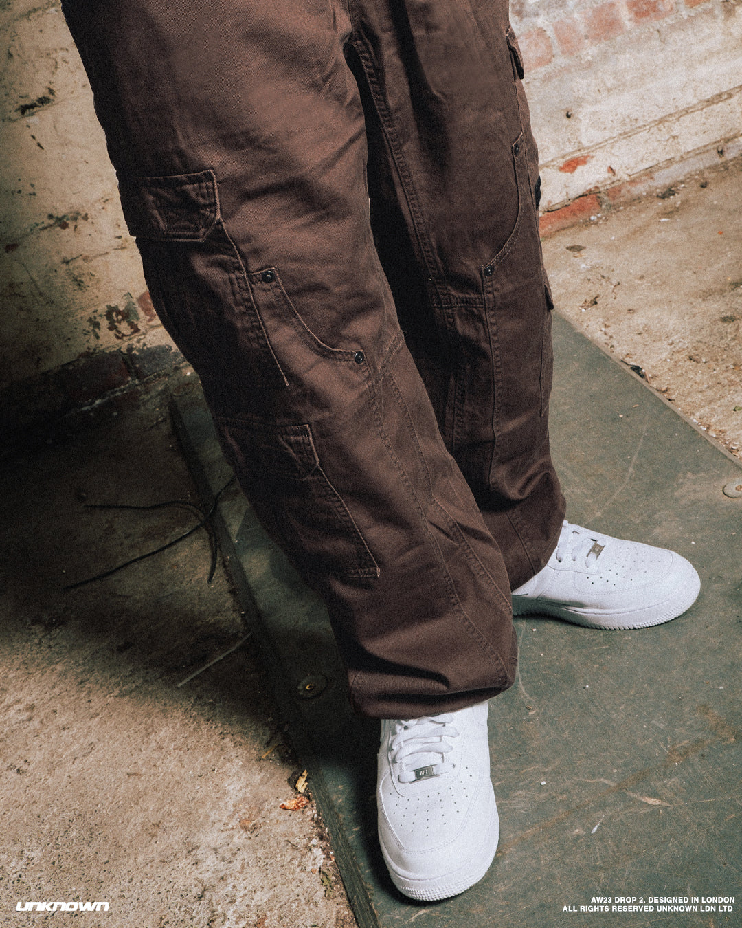 STONEWASHED BROWN CARGOS-Fineriform