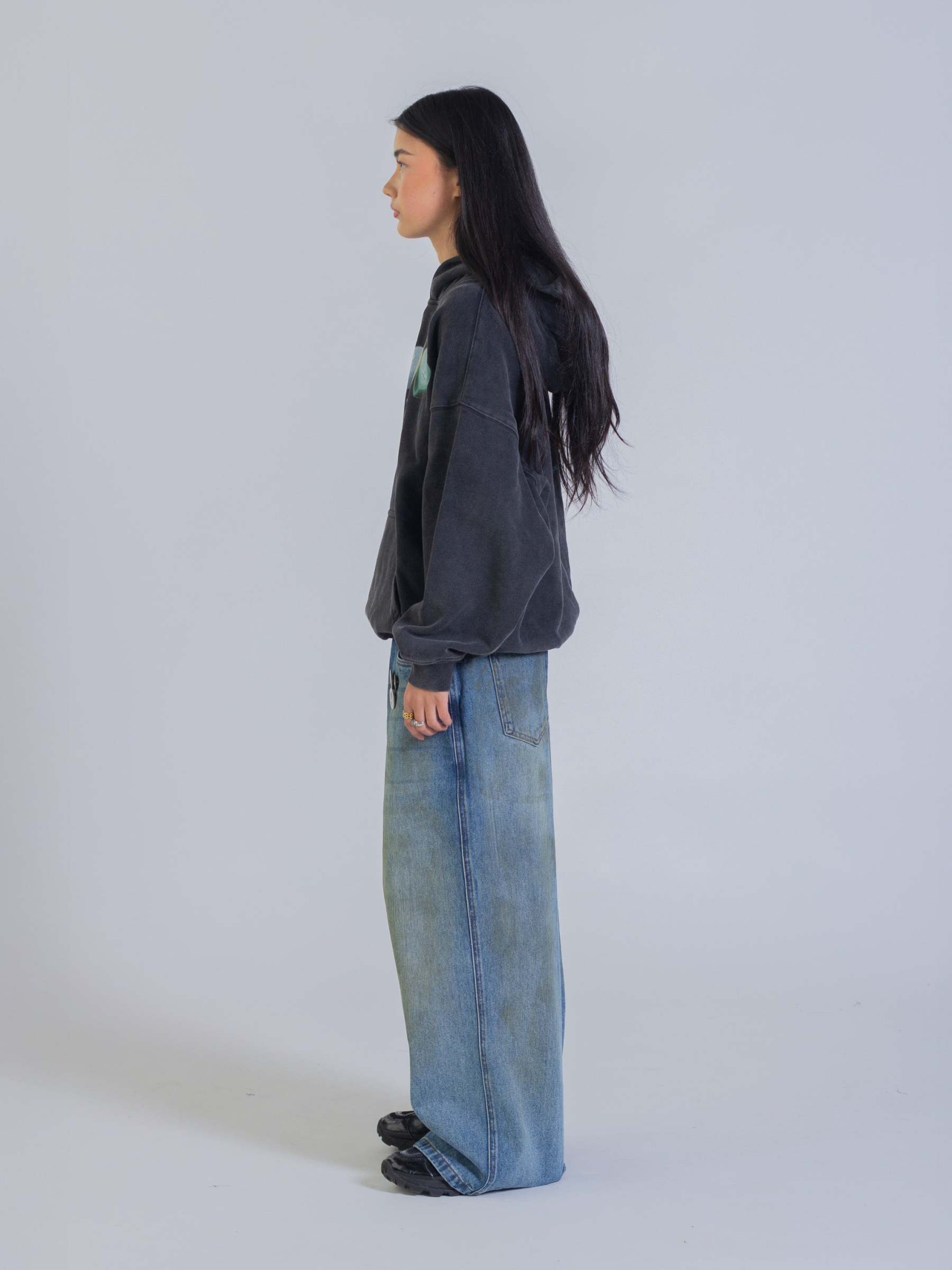 CANDY HEARTS HOODIE - VINTAGE BLACK-Fineriform