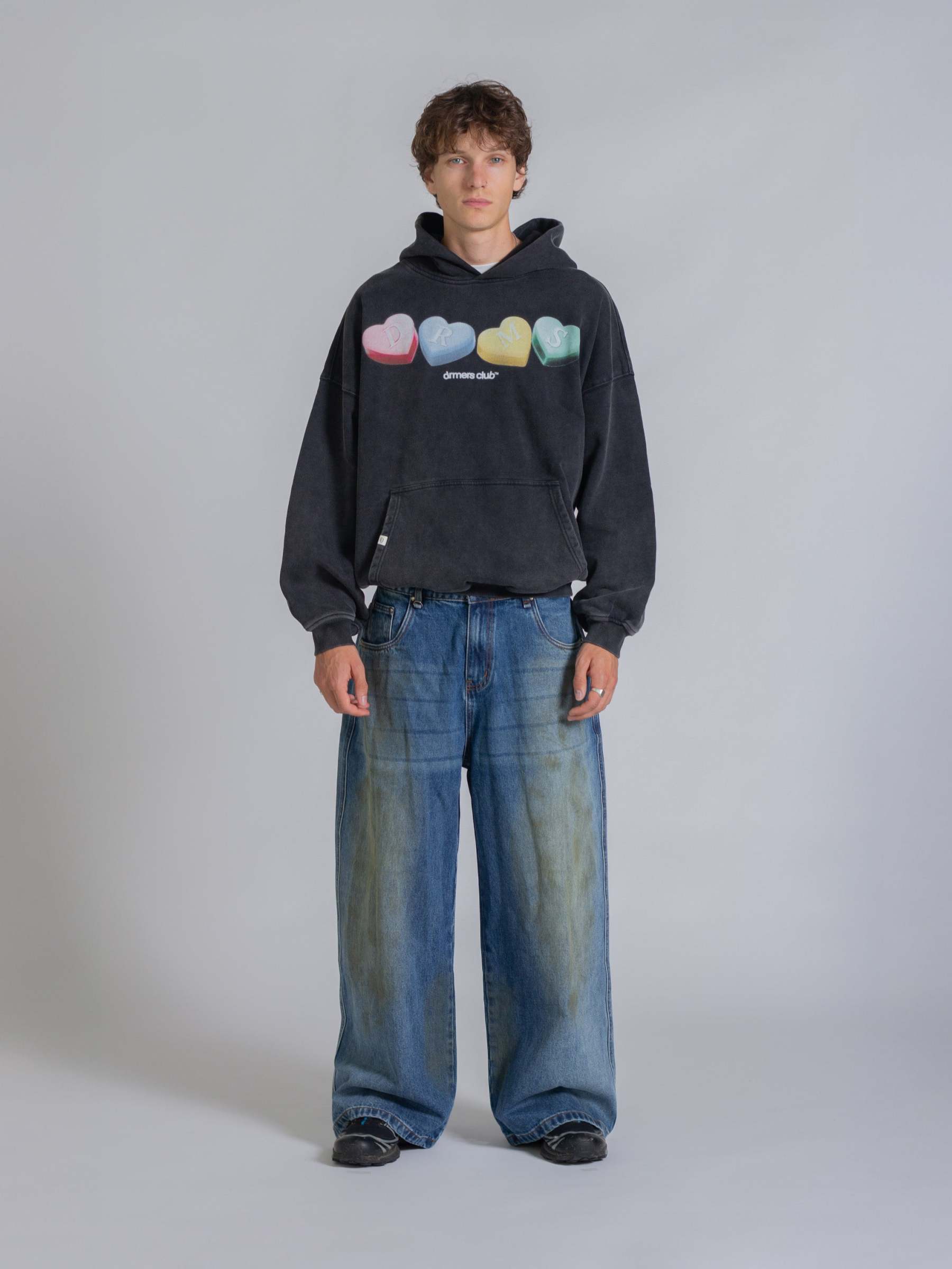 CANDY HEARTS HOODIE - VINTAGE BLACK-Fineriform