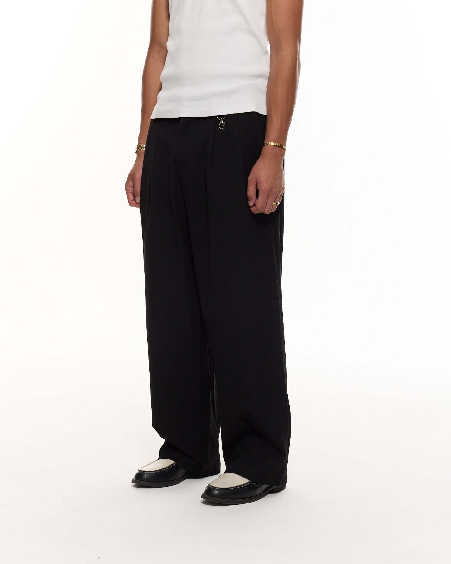 PLEATED UTILITY PANTS-Fineriform