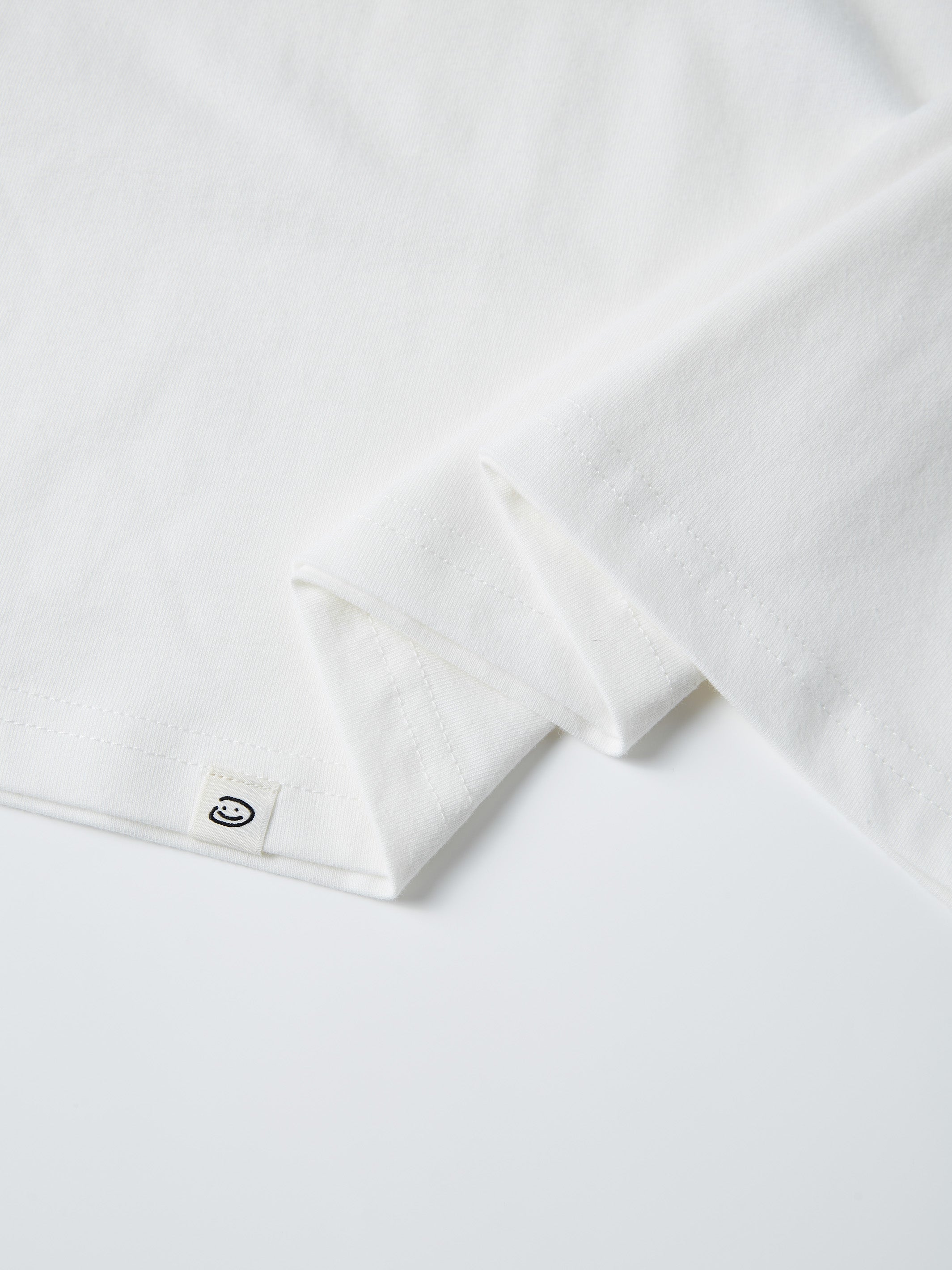DOODLE SMILEY TEE - WHITE-Fineriform