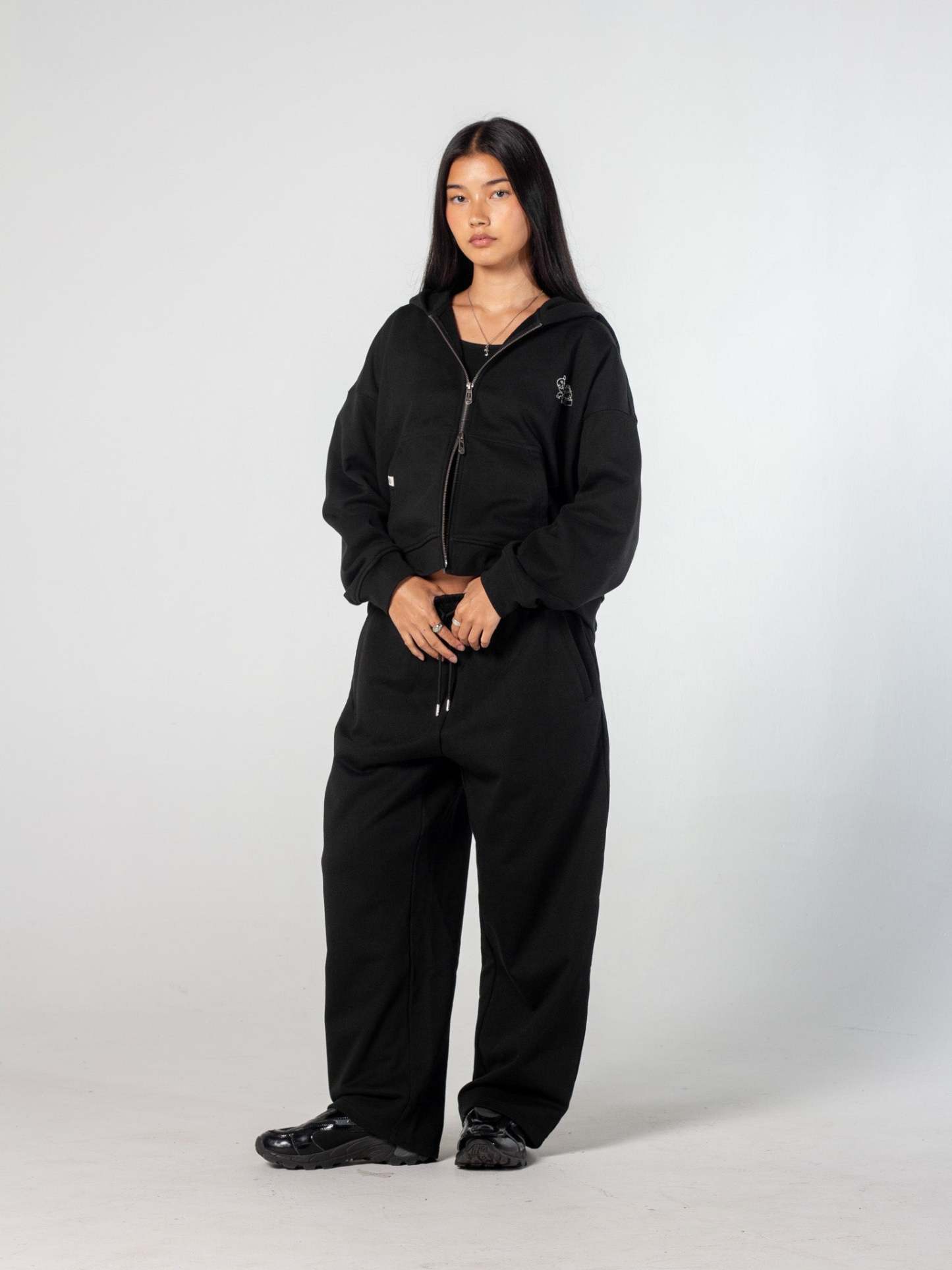 CHANCE ENCOUNTER ZIP UP - BLACK-Fineriform
