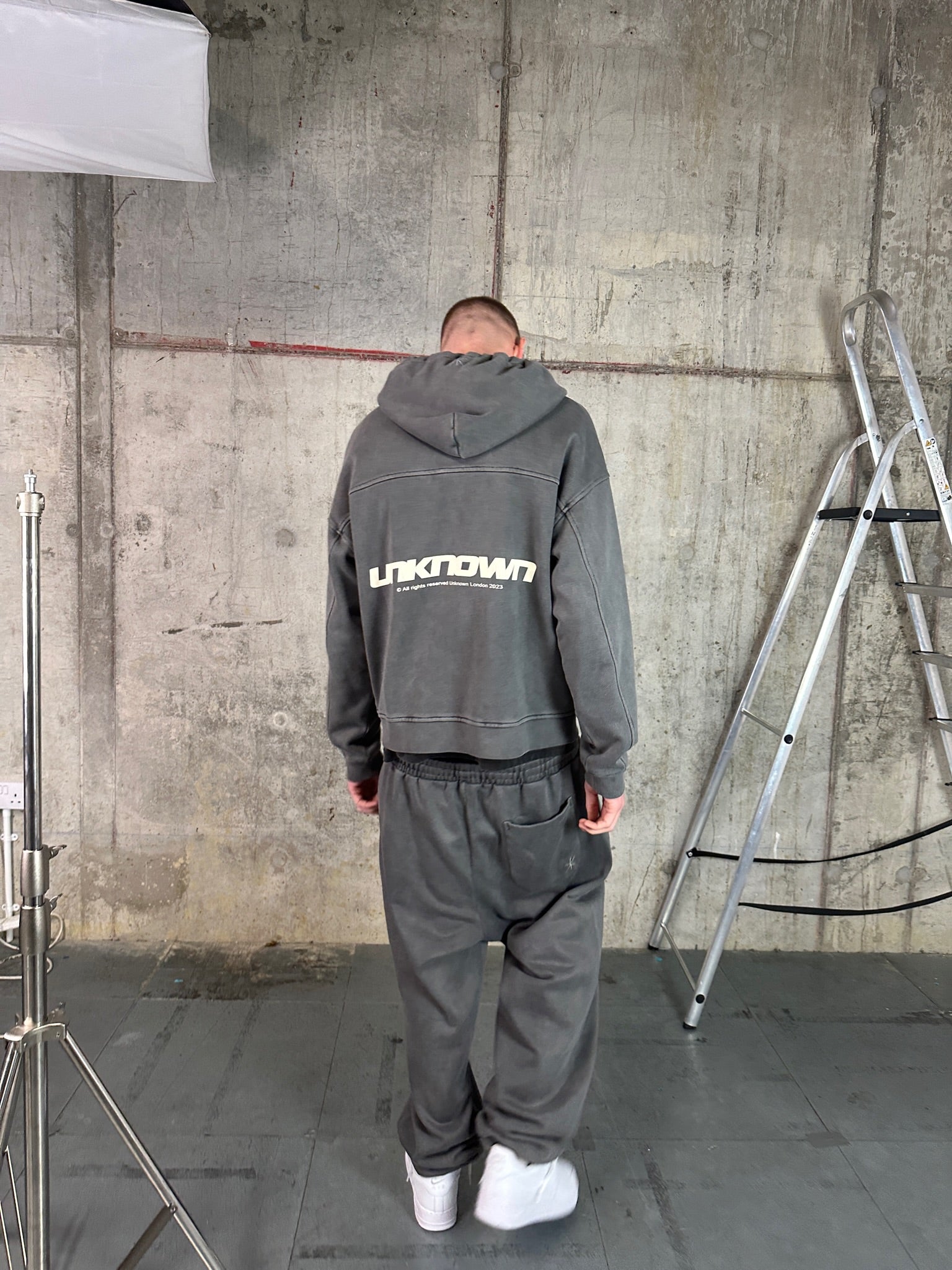 STONEWASHED UNIFORM HOODIE-Fineriform