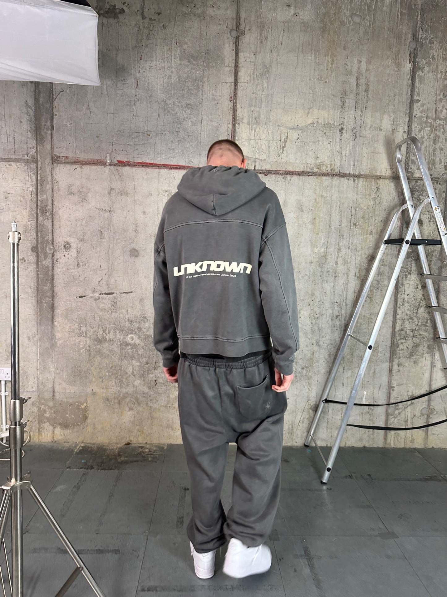 STONEWASHED UNIFORM HOODIE-Fineriform
