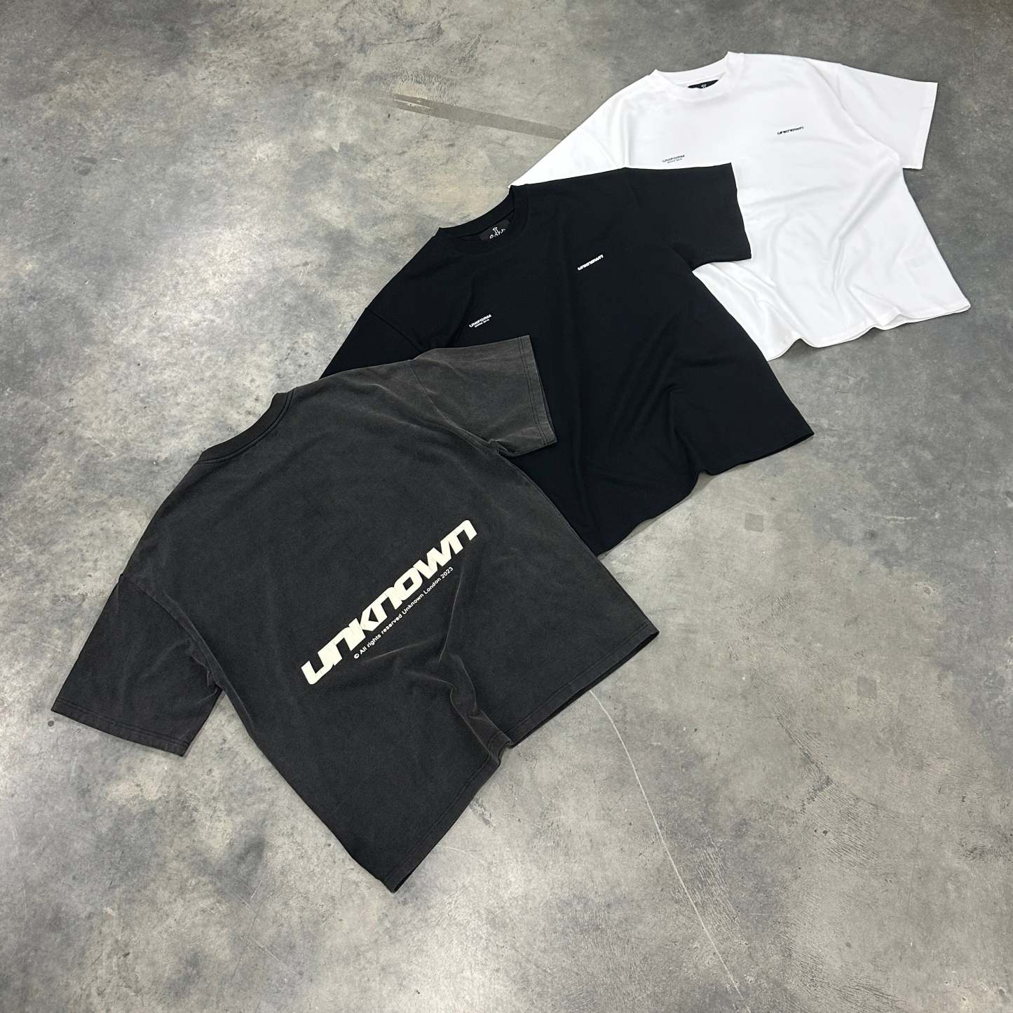 WHITE UNIFORM TEE-Fineriform