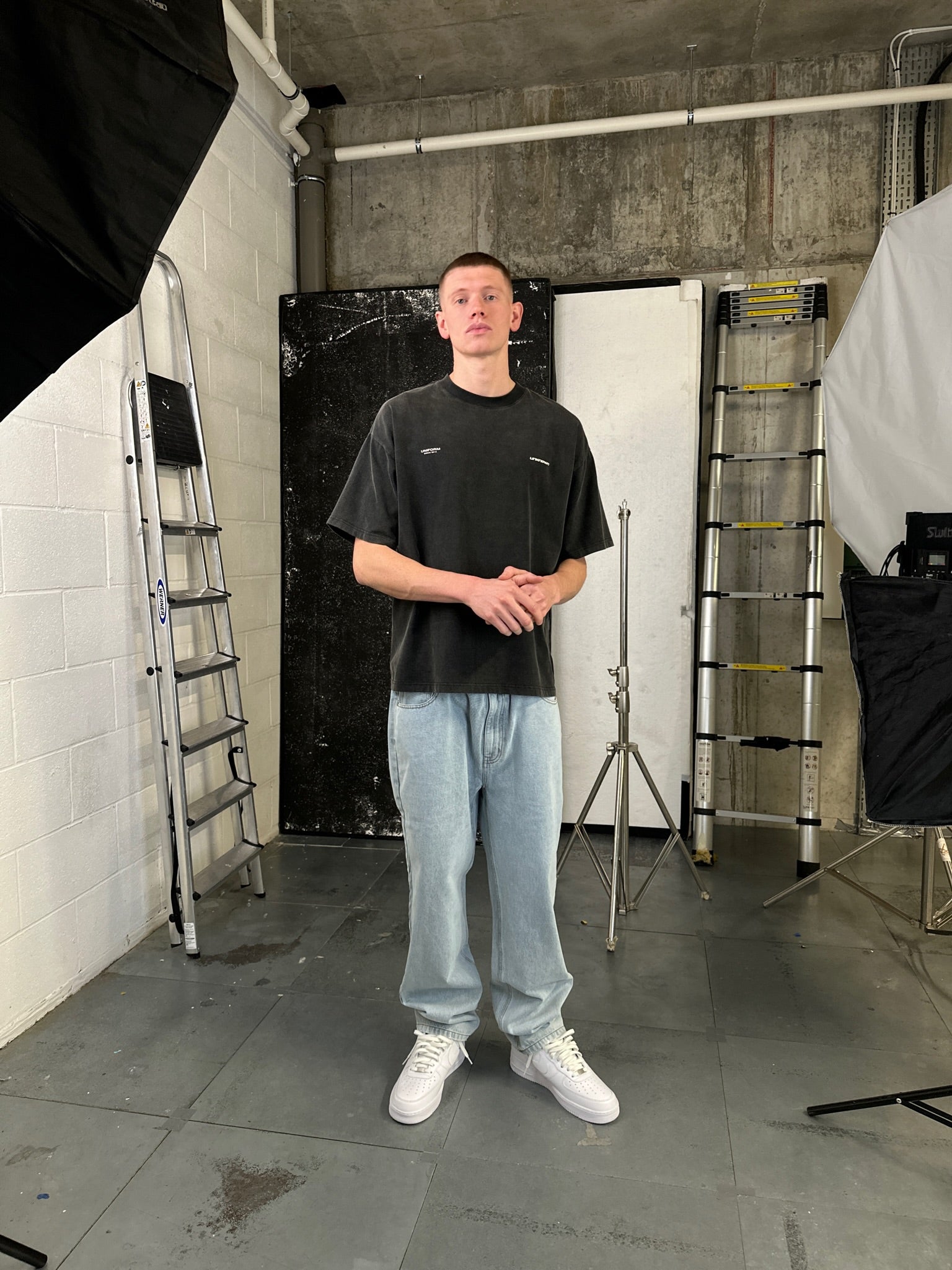 STONEWASHED UNIFORM TEE-Fineriform