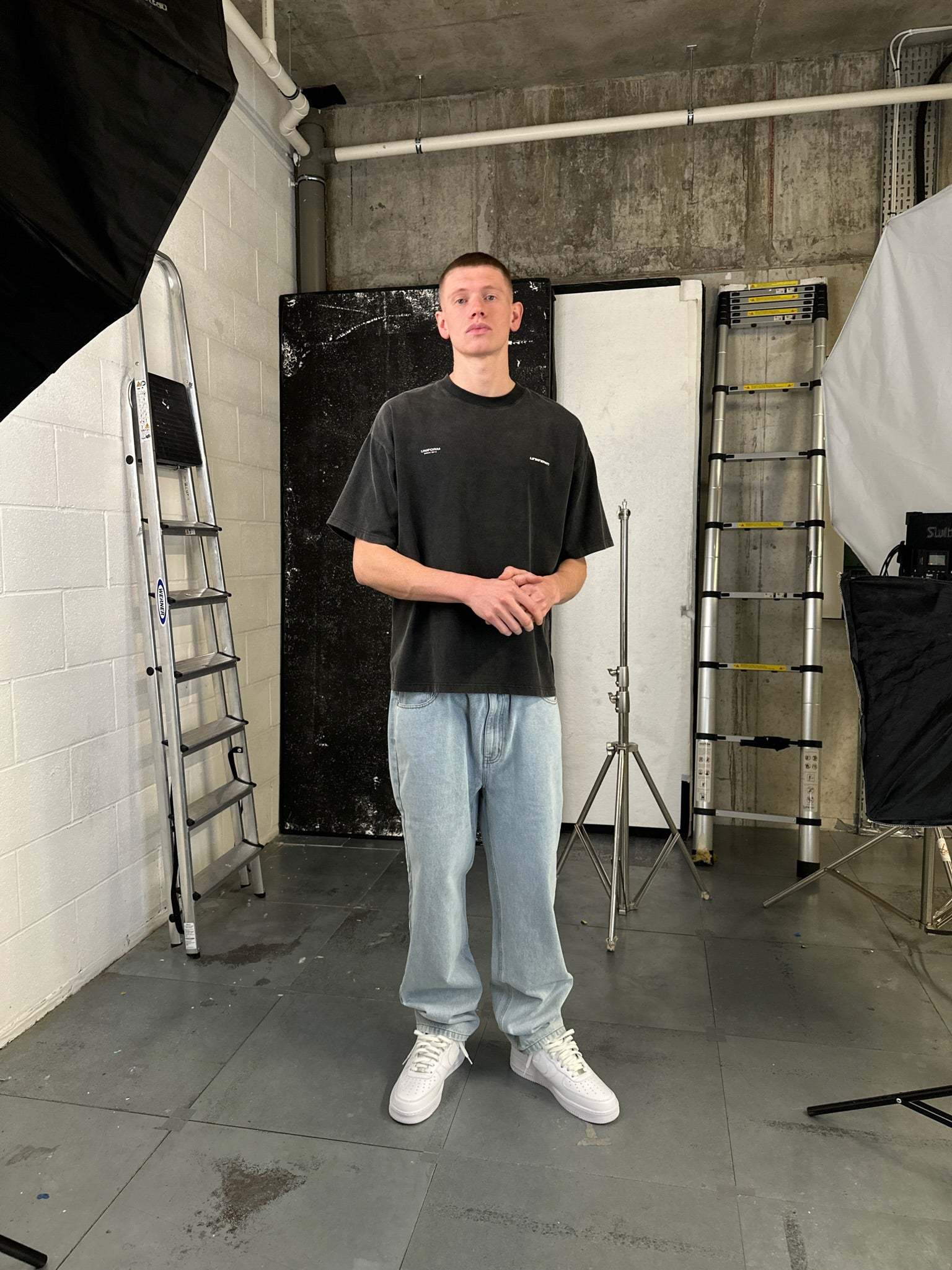 STONEWASHED UNIFORM TEE-Fineriform