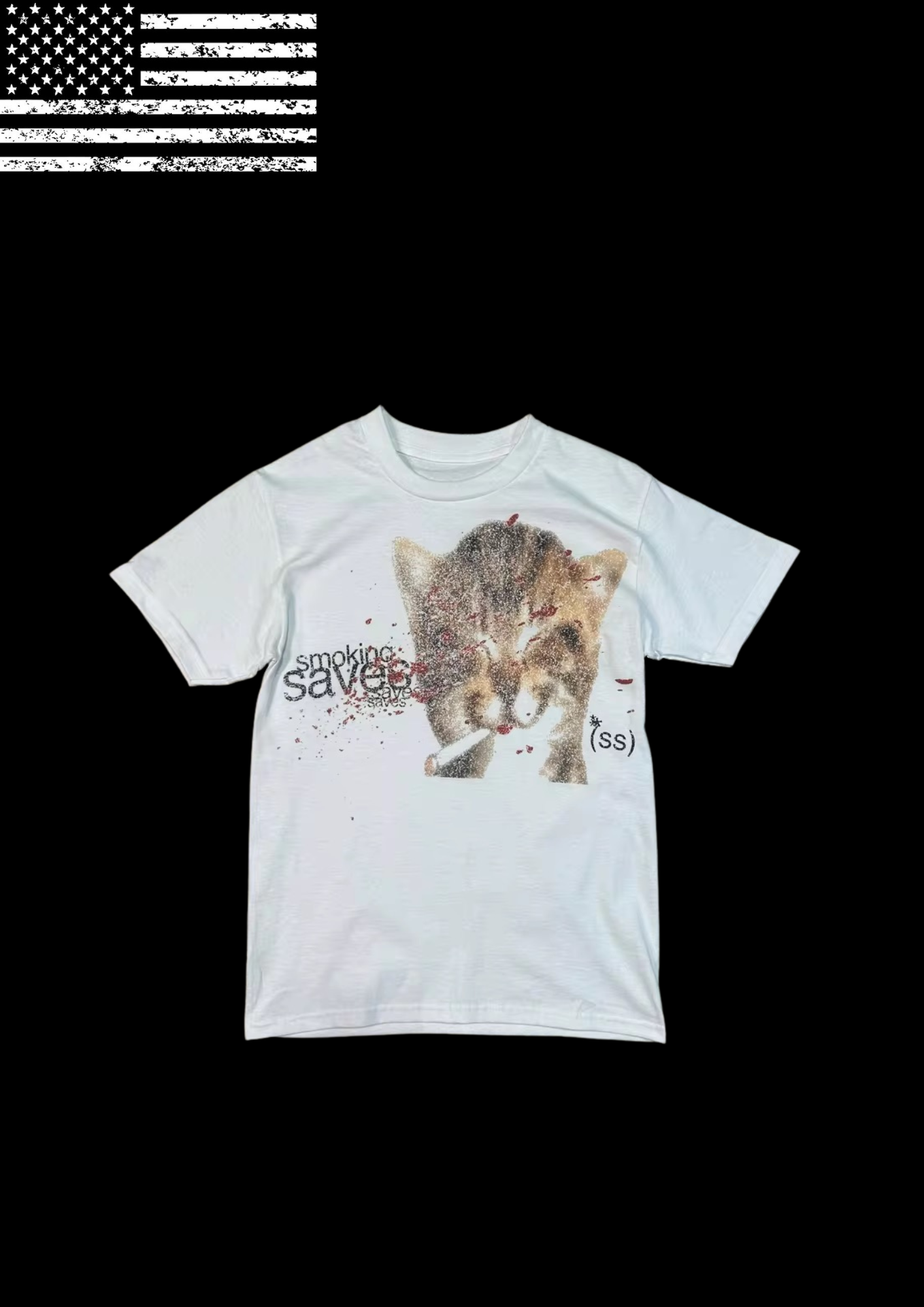 ‘SMOKING SAVES’ TEE 𖦏-Fineriform