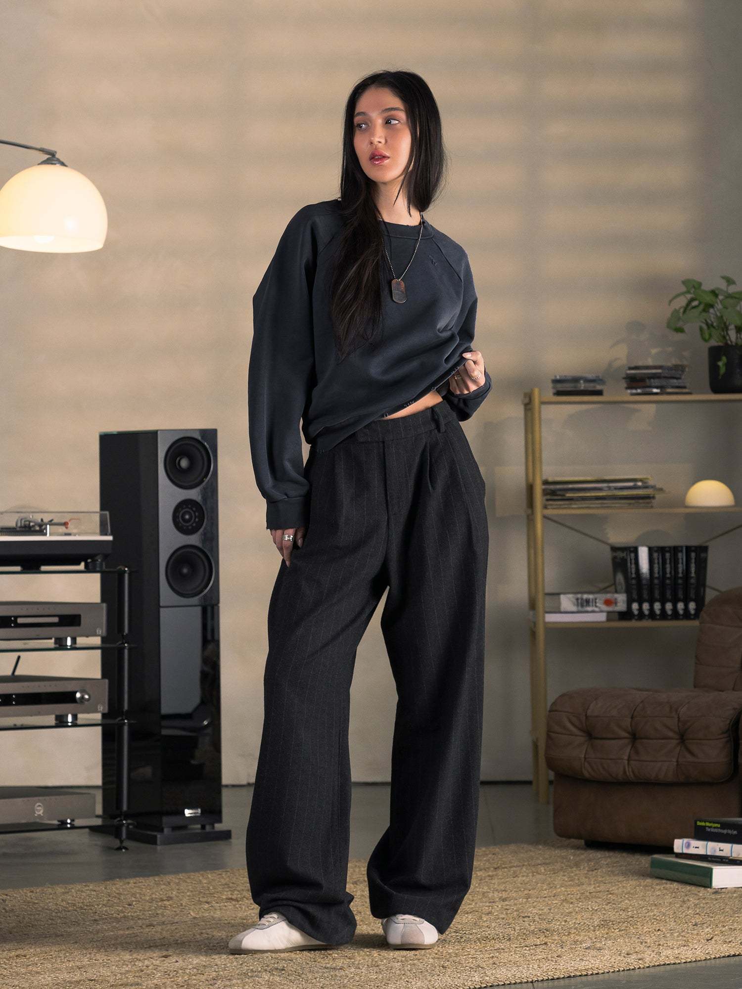 PINSTRIPE PLEATED PANTS - BLACK-Fineriform