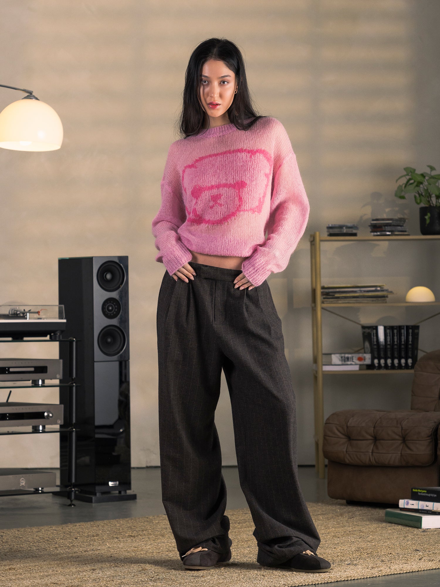 PINSTRIPE PLEATED PANTS - BROWN-Fineriform