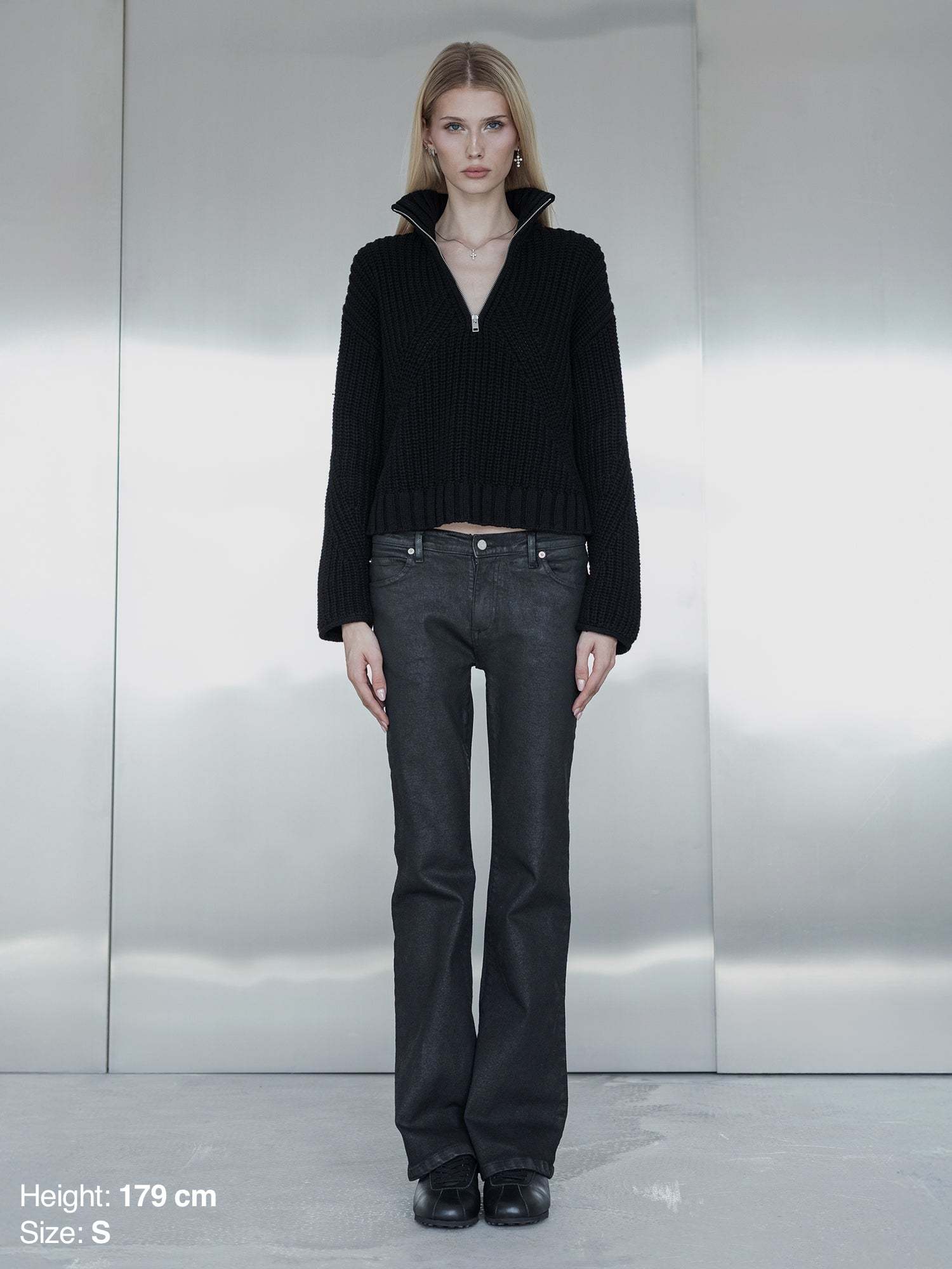 QUARTER ZIP - BLACK-Fineriform