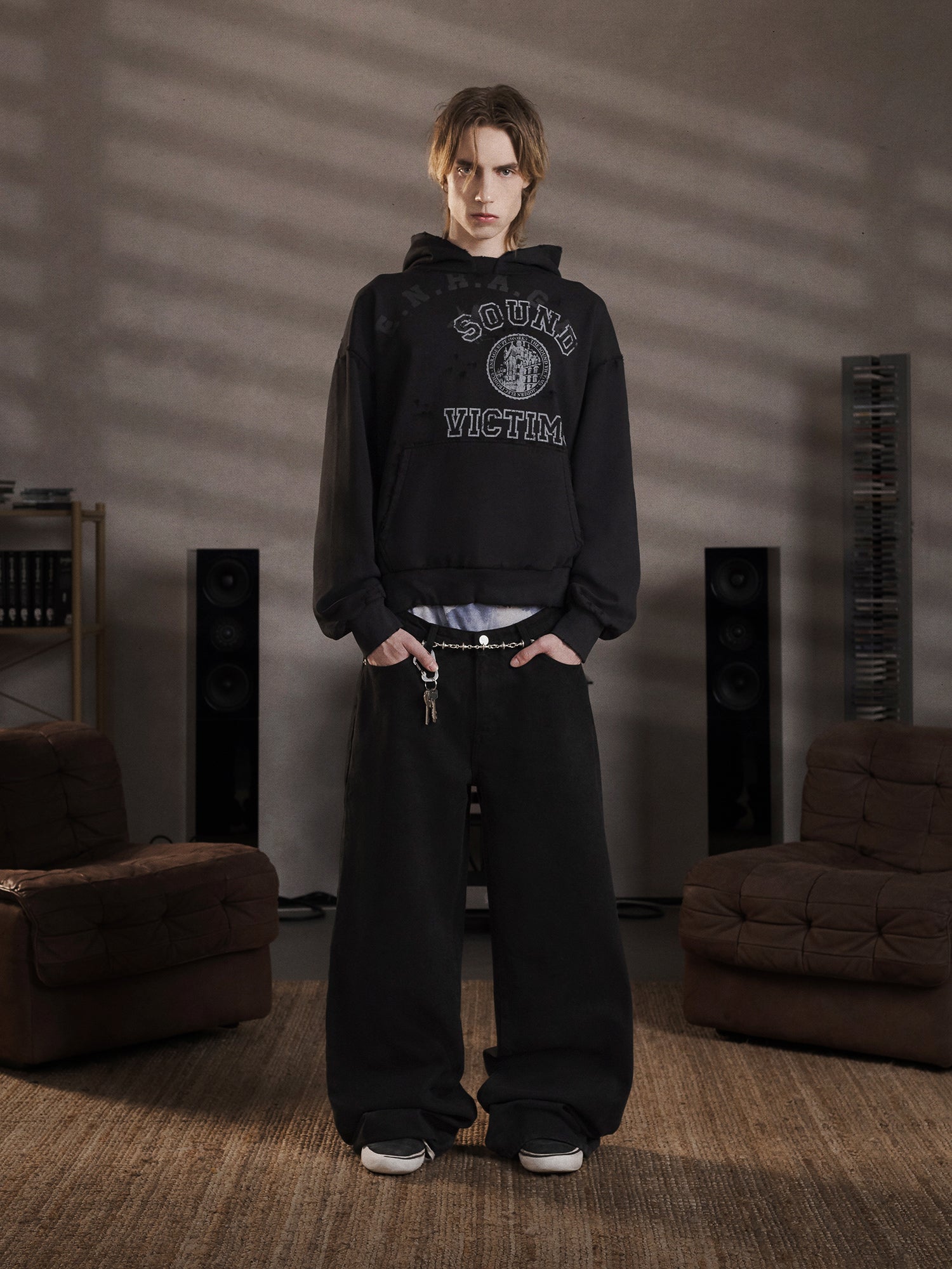 THE SOUND VICTIMS HOODIE - VINTAGE BLACK-Fineriform