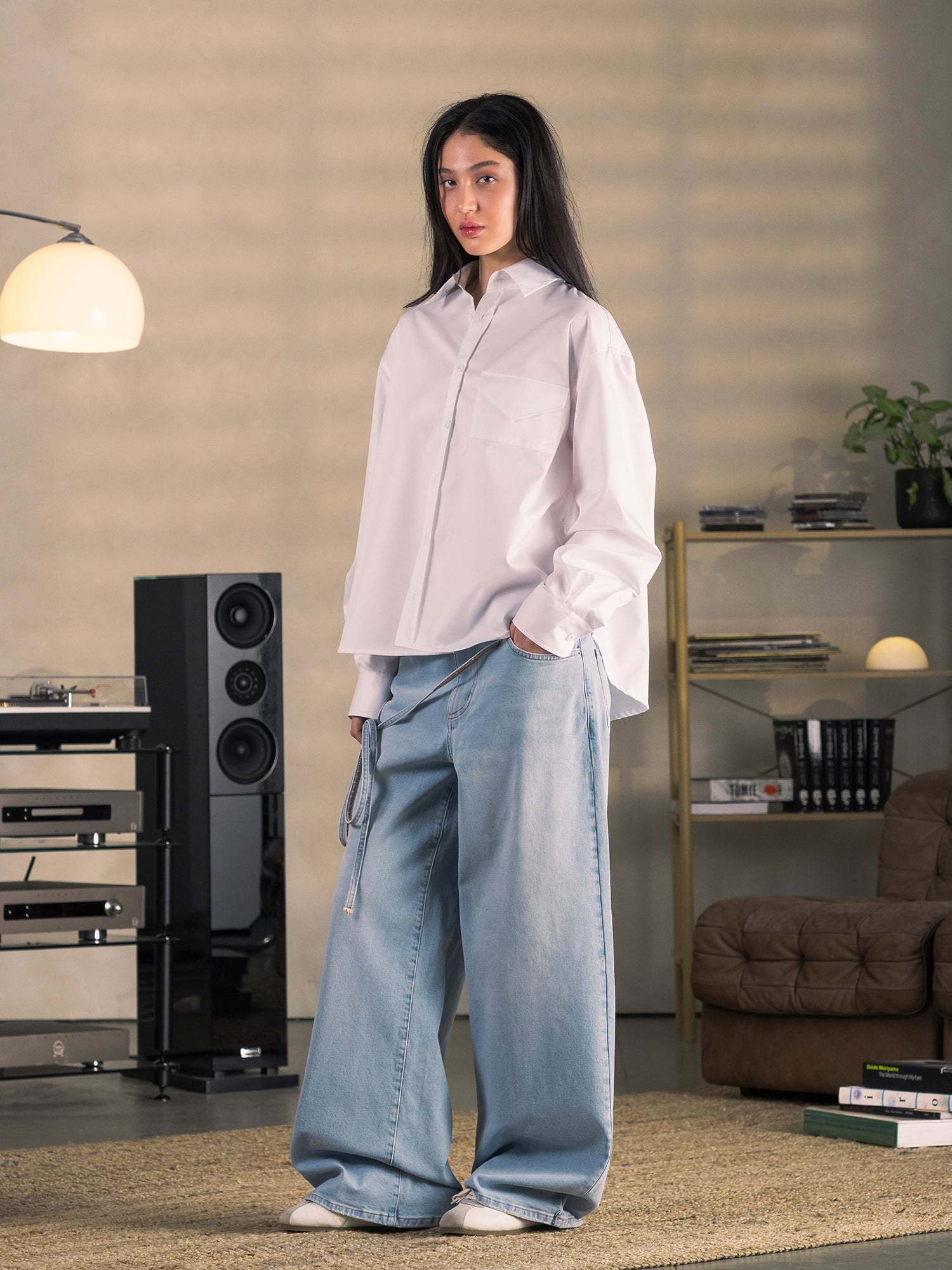 WHITE LETTER SHIRT-Fineriform