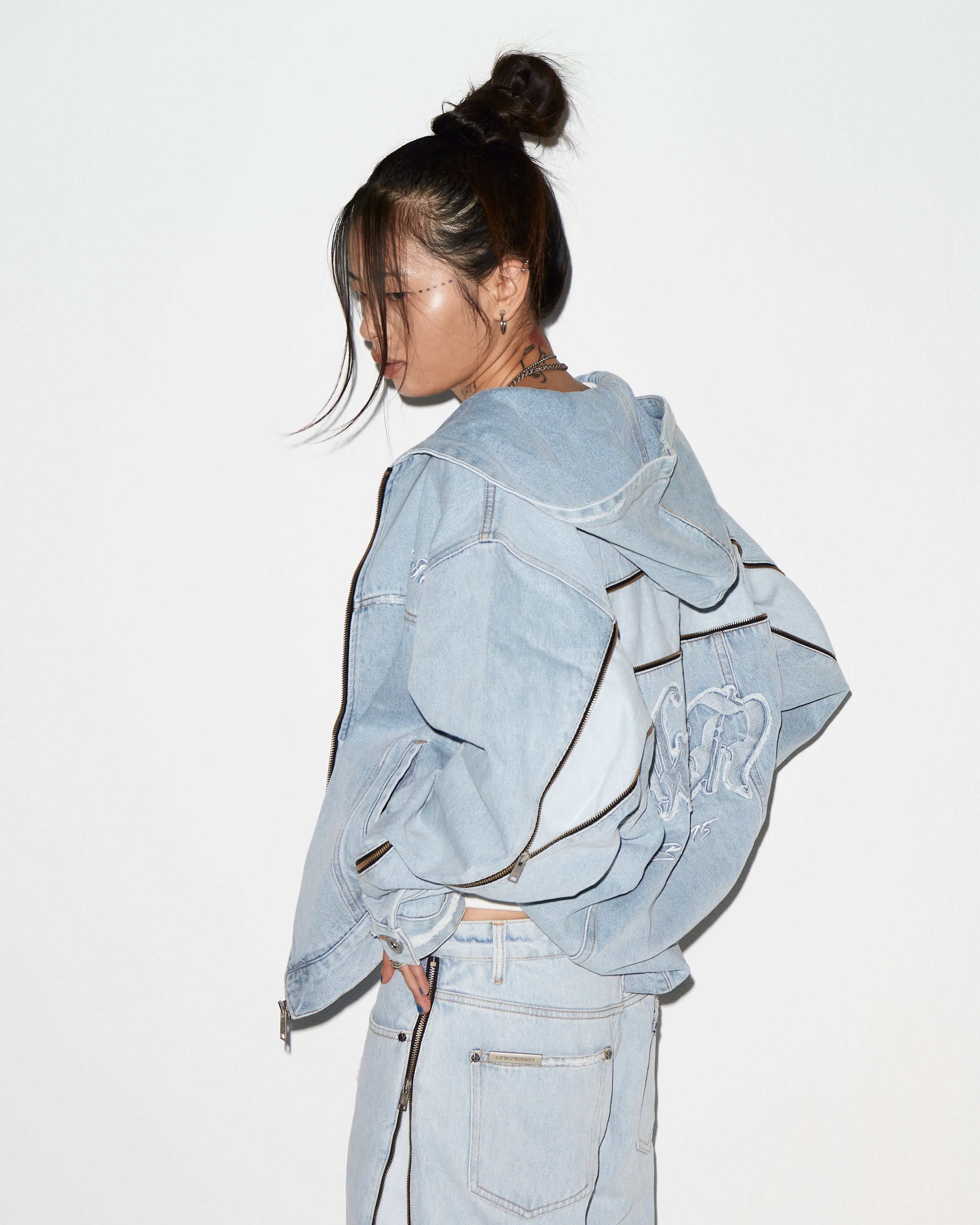 BLEACHED ZIP HOOD DENIM JACKET-Fineriform
