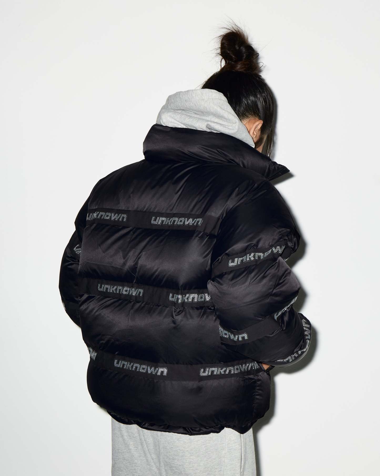 STUDDED PUFFER-Fineriform