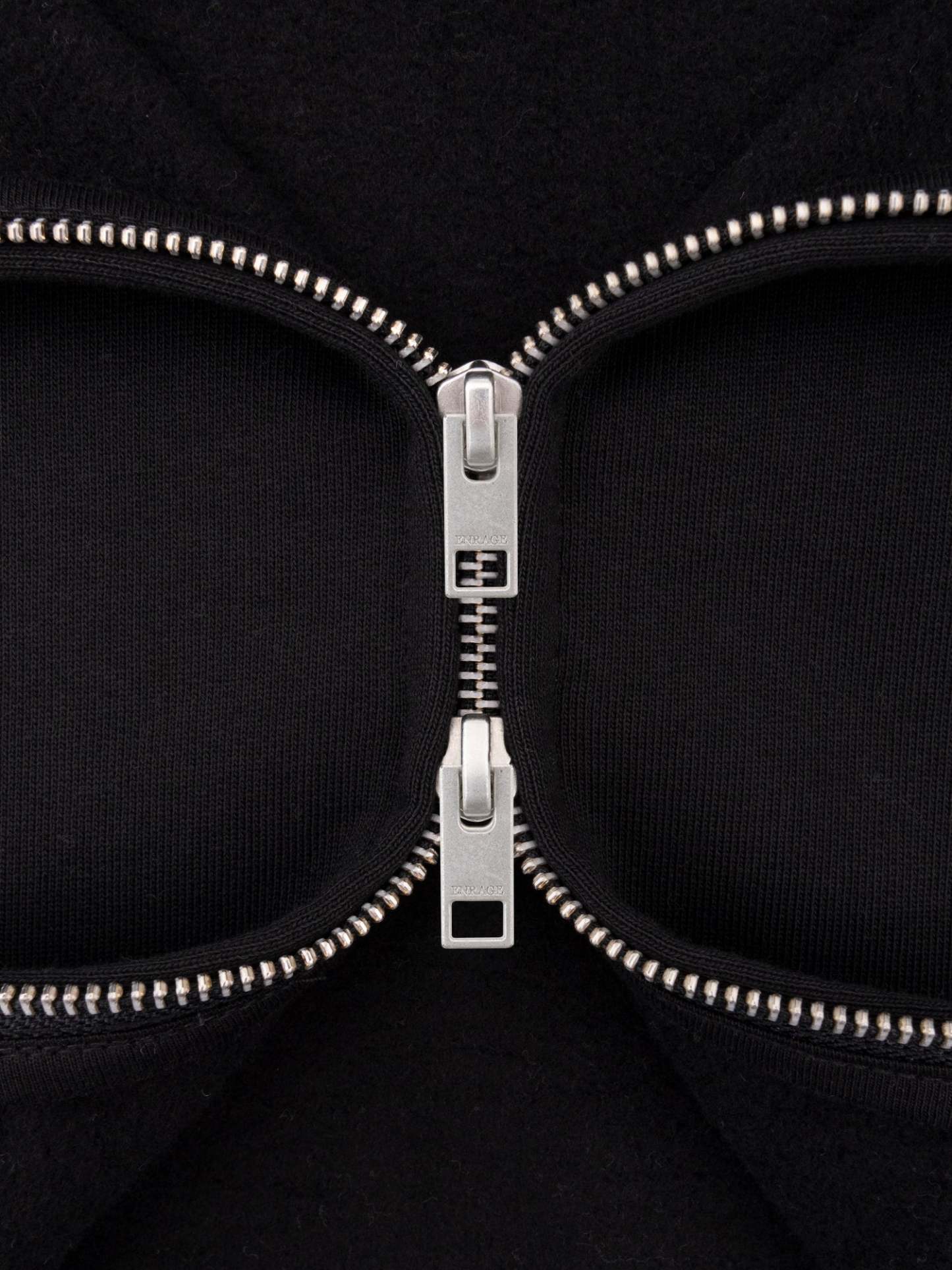 THE BLANC ZIP HOODIE - BLACK-Fineriform