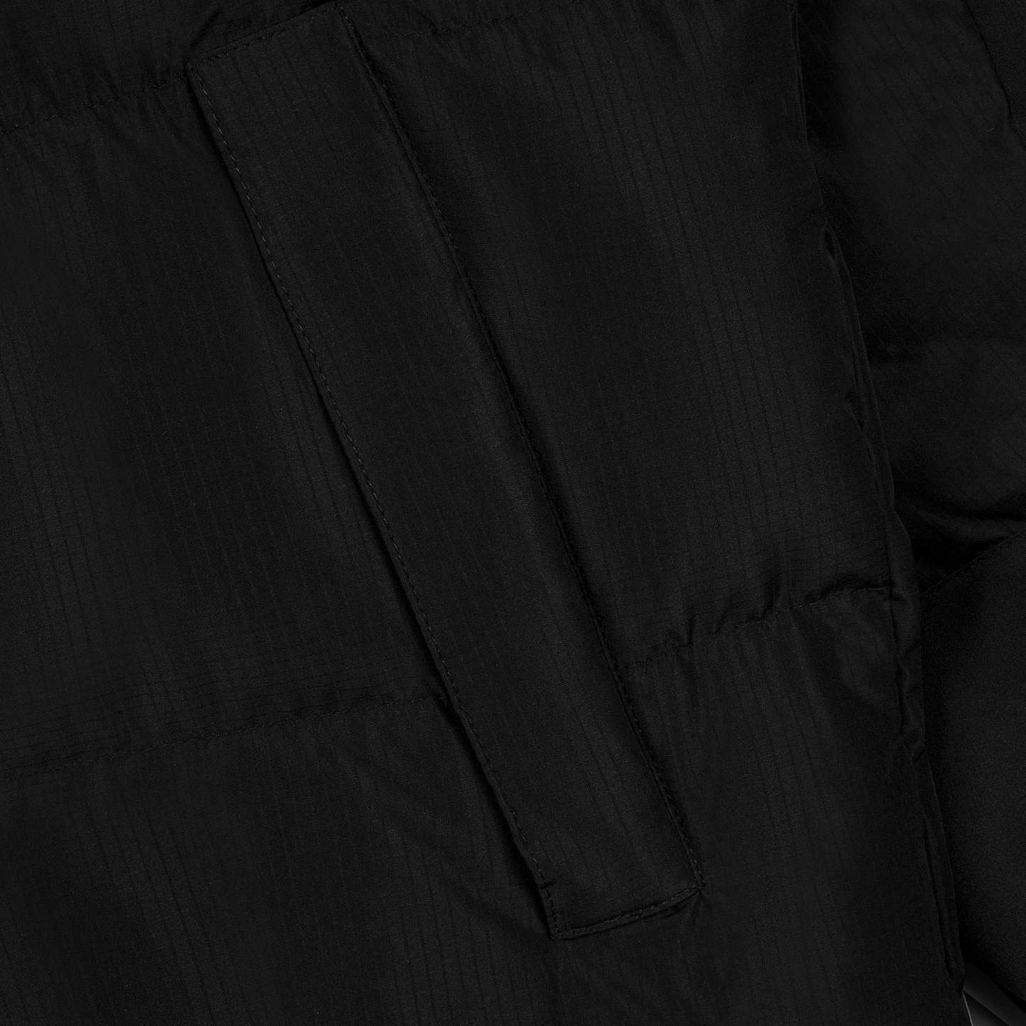 "void" Puffer black-Fineriform