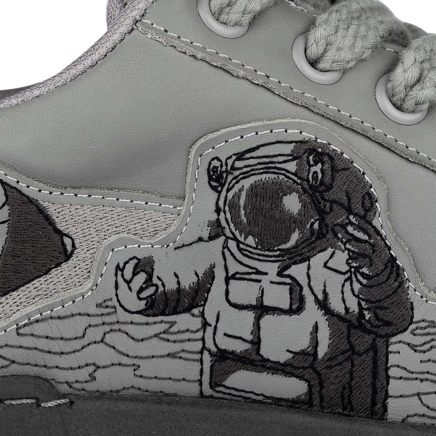 "astro" chunky sneaker light grey-Fineriform