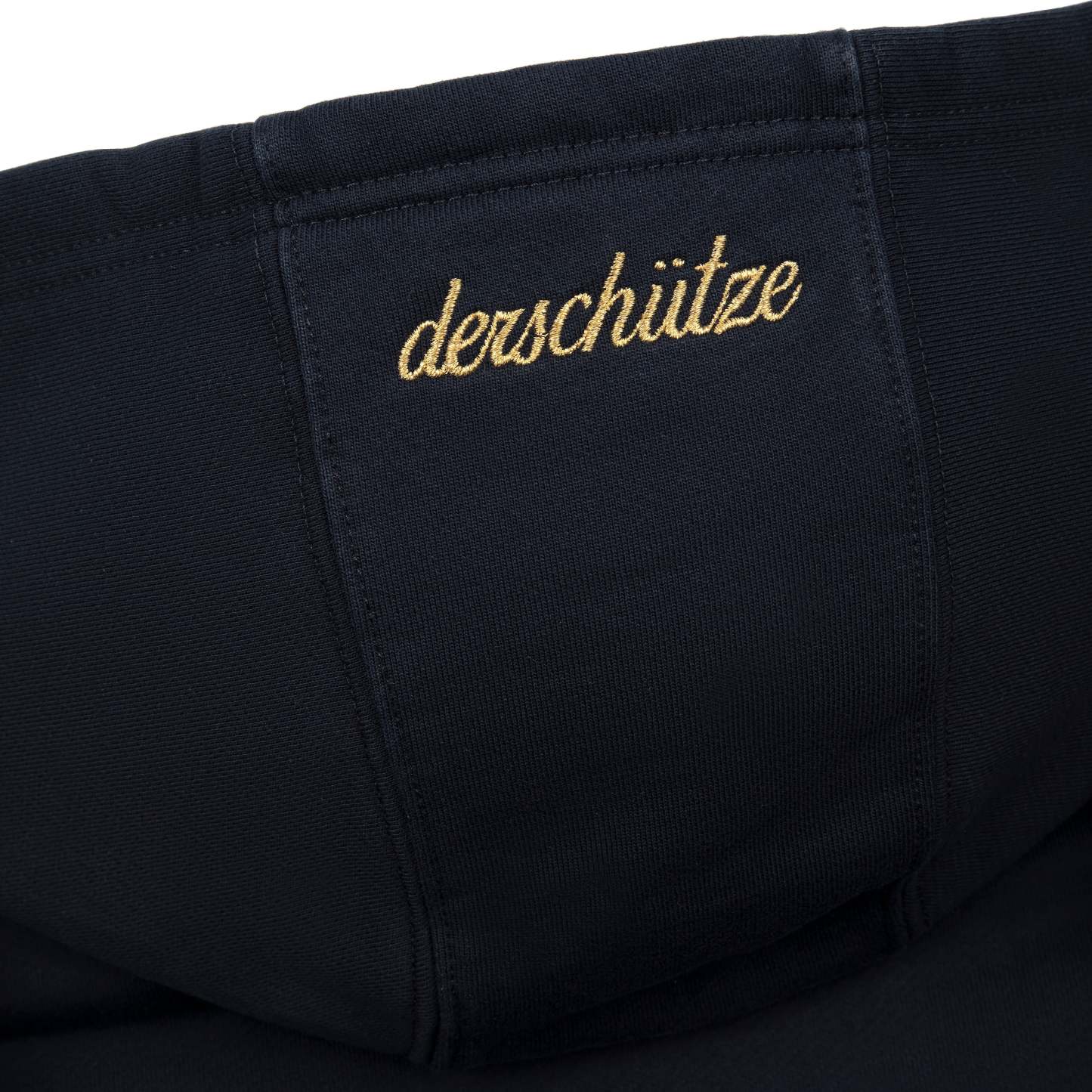 "gallery" Zip Up-Fineriform